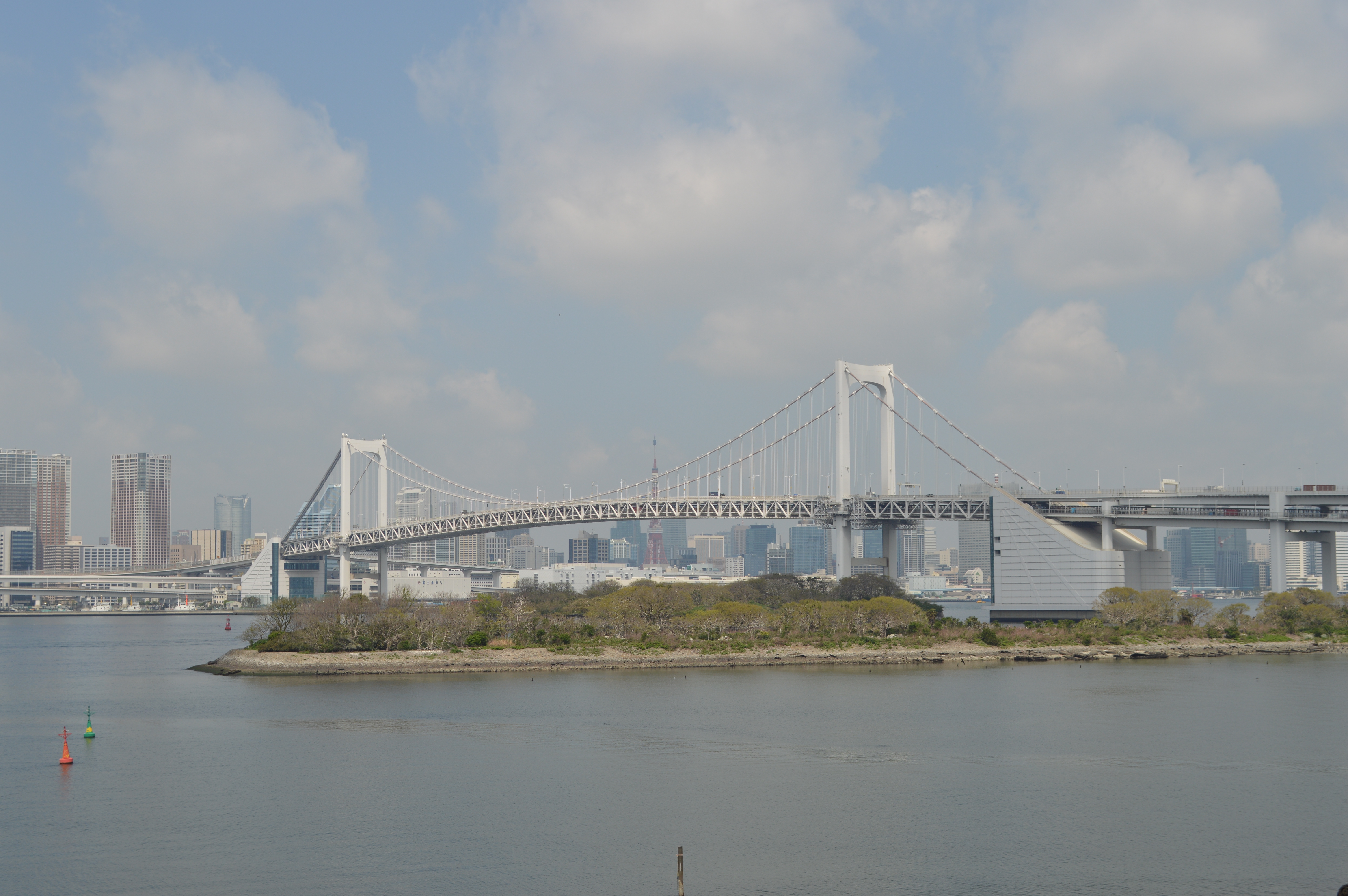 <b>D3200 / AF-S DX NIKKOR 18-55mm F3.5-5.6 G VR / 約7.8MB / 6,016×4,000 / 1/500秒 / F8 / 0.0EV / ISO100 / WB:オート / 34mm</b>