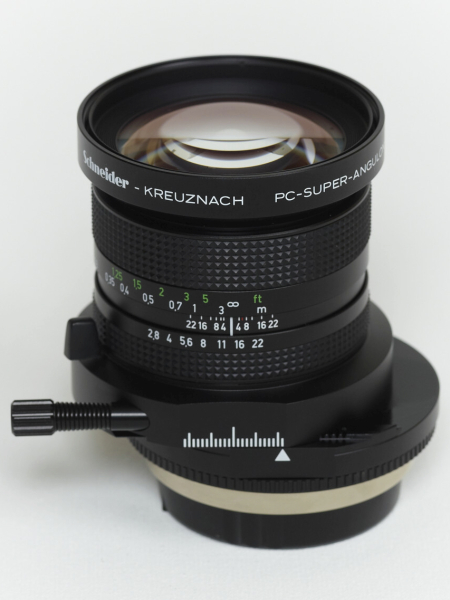 <b>PC Super-ANGULON 28mm f2.8</b>