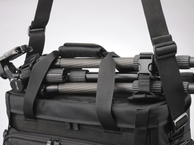 <b>三脚の装着例</b>