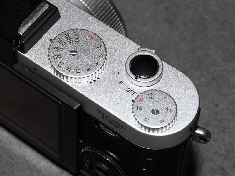 <b>ライカX2（シルバー）</b>