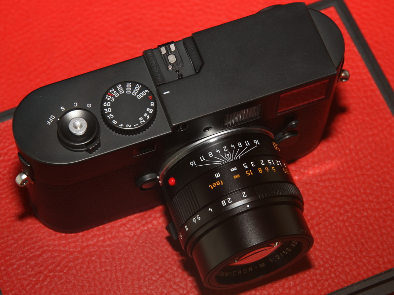 <b>ライカMモノクローム</b>