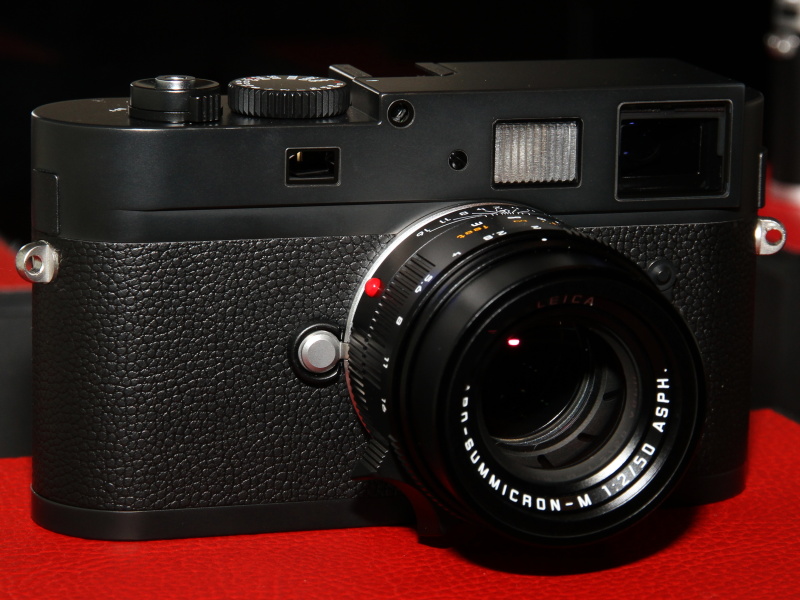 <b>ライカMモノクローム。本体カラーはブラッククローム</b>