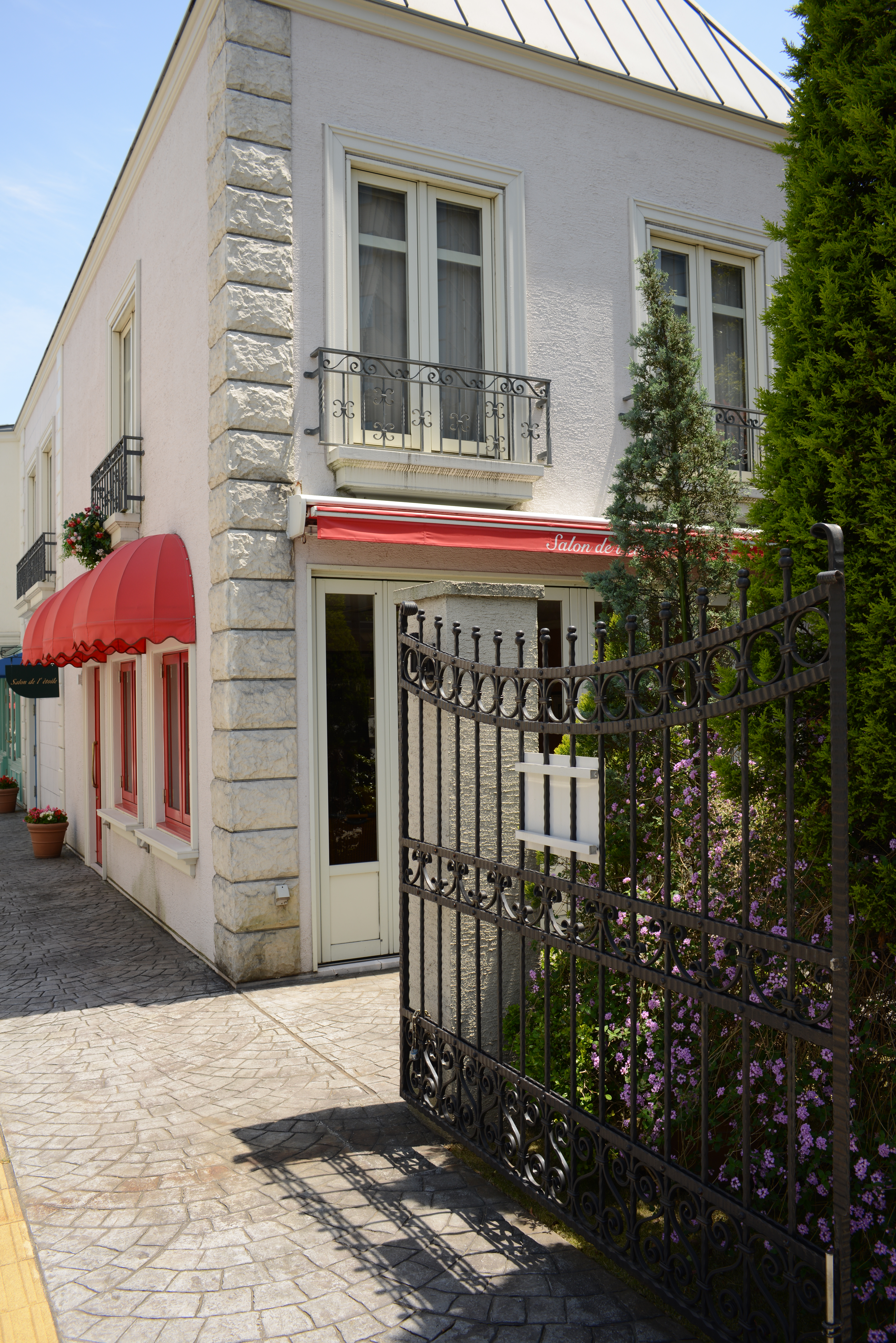 <b>D800 / COLOR-SKOPAR 28mm F2.8 SL II N / 約19.0MB / 4,912×7,360 / 1/125秒 / F8 / +0.3EV / ISO100 / 28mm</b>