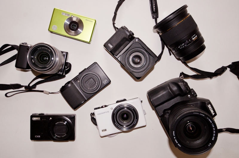 <b>シグマSD1やリコーGXR、オリンパスやペンタックスなどのコンパクトデジタルカメラ類。</b>