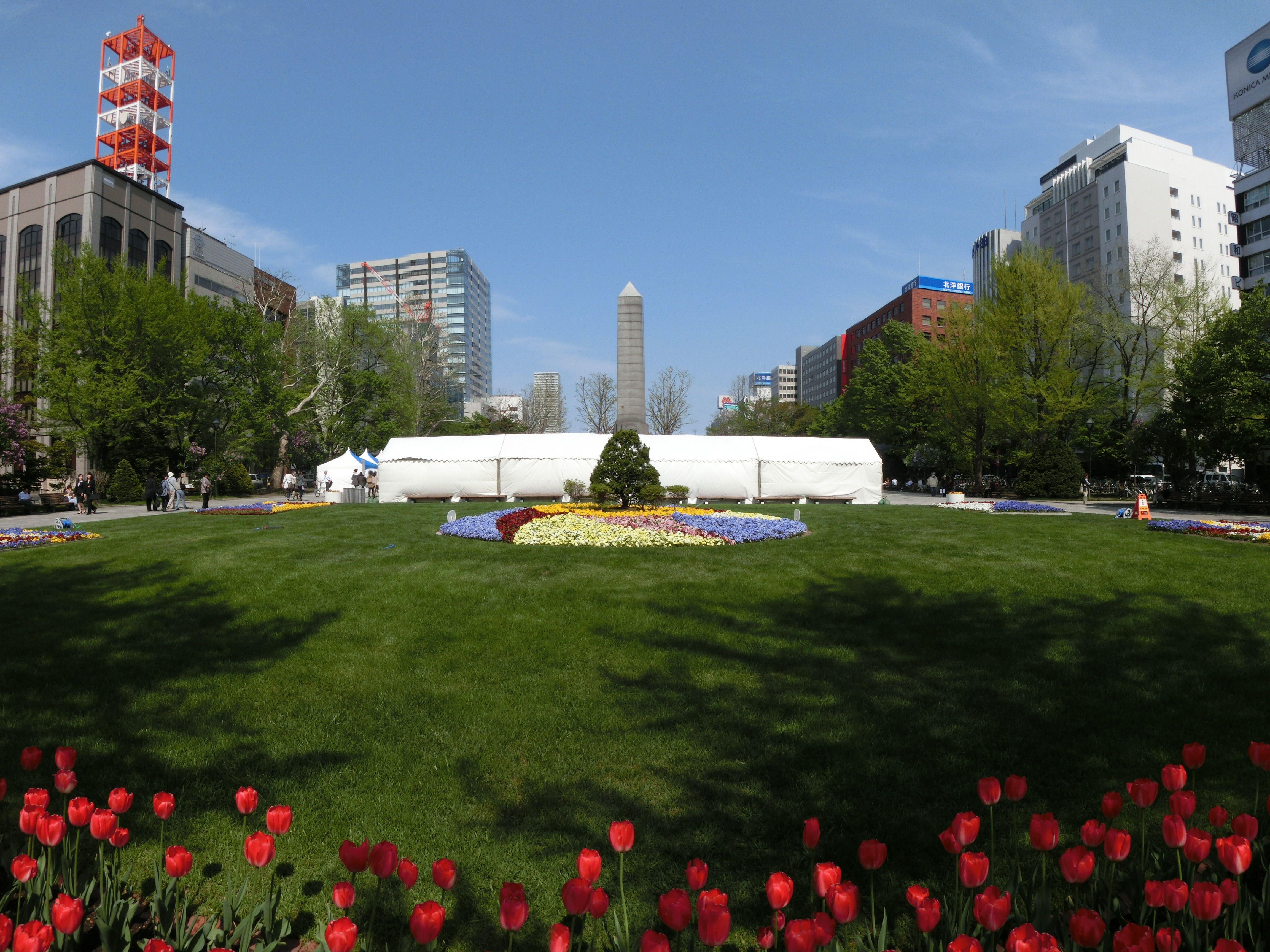 <b>ワイドショット:ワイド1（18mm相当） / EX-ZR300 / 4,608×3,456 / F7.9 / 1/500秒 / 0EV / ISO125 / WB:オート / 4.24mm</b>