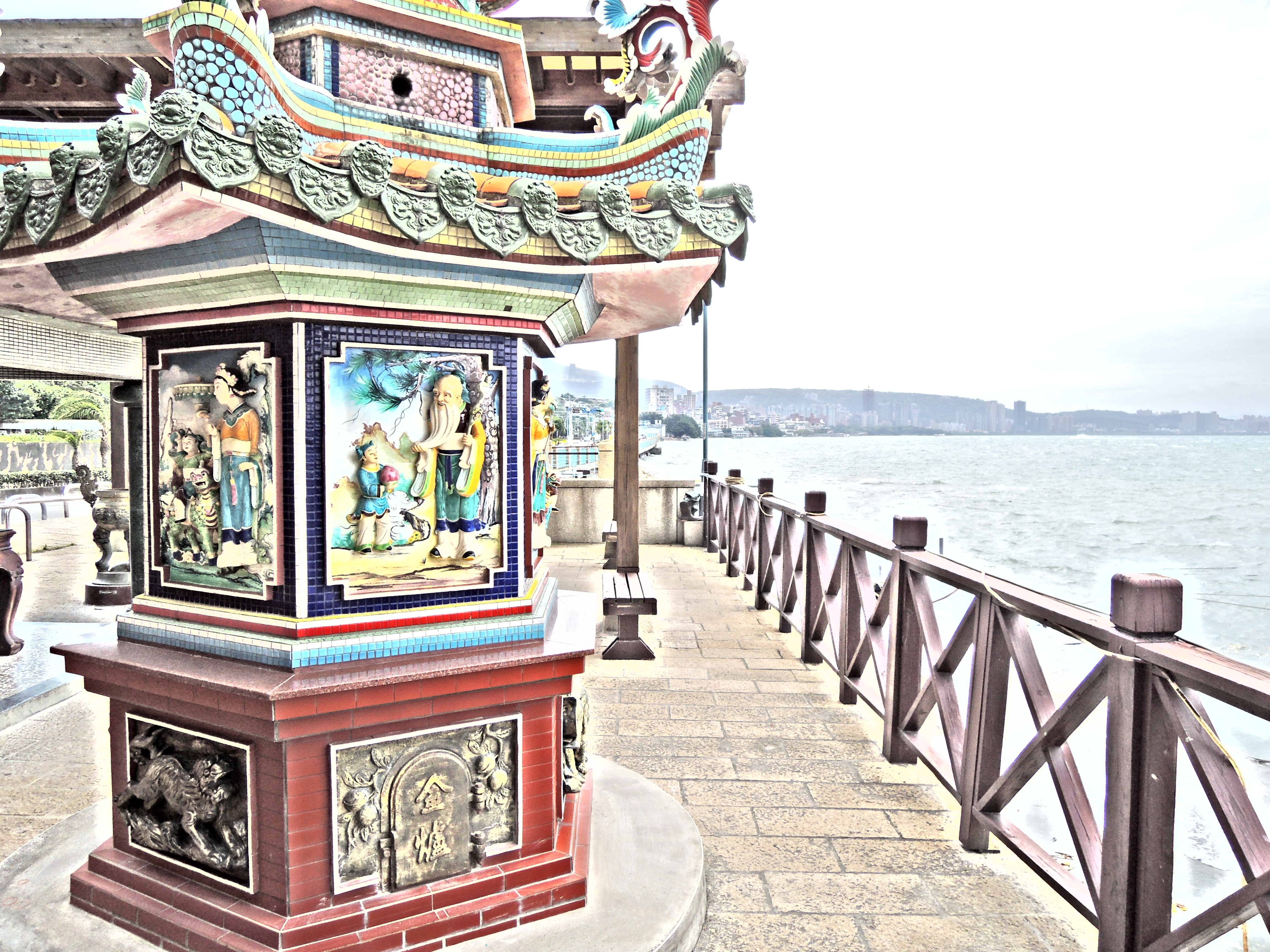 <b>絵画調 / COOLPIX P310 / 約6.2MB / 4,608×3,456 / 1/1,000秒 / F2.8 / 0.0EV / ISO100 / WB:オート1 / 4.3mm</b>