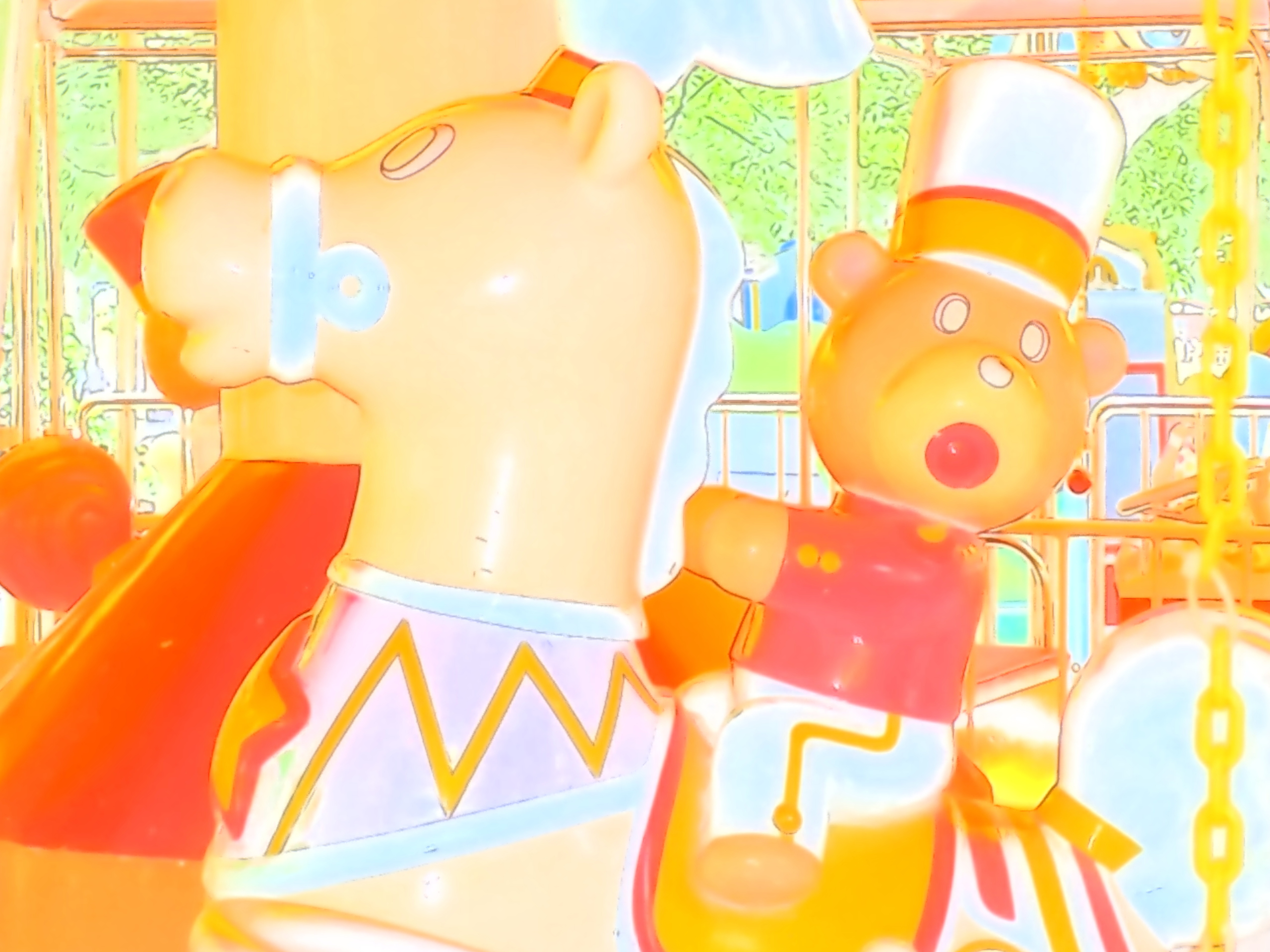 <b>マジックフィルター：水彩 / F4.9 / 1/100秒 / 0EV / ISO200 / WB:オート / 18mm（100mm相当）</b>