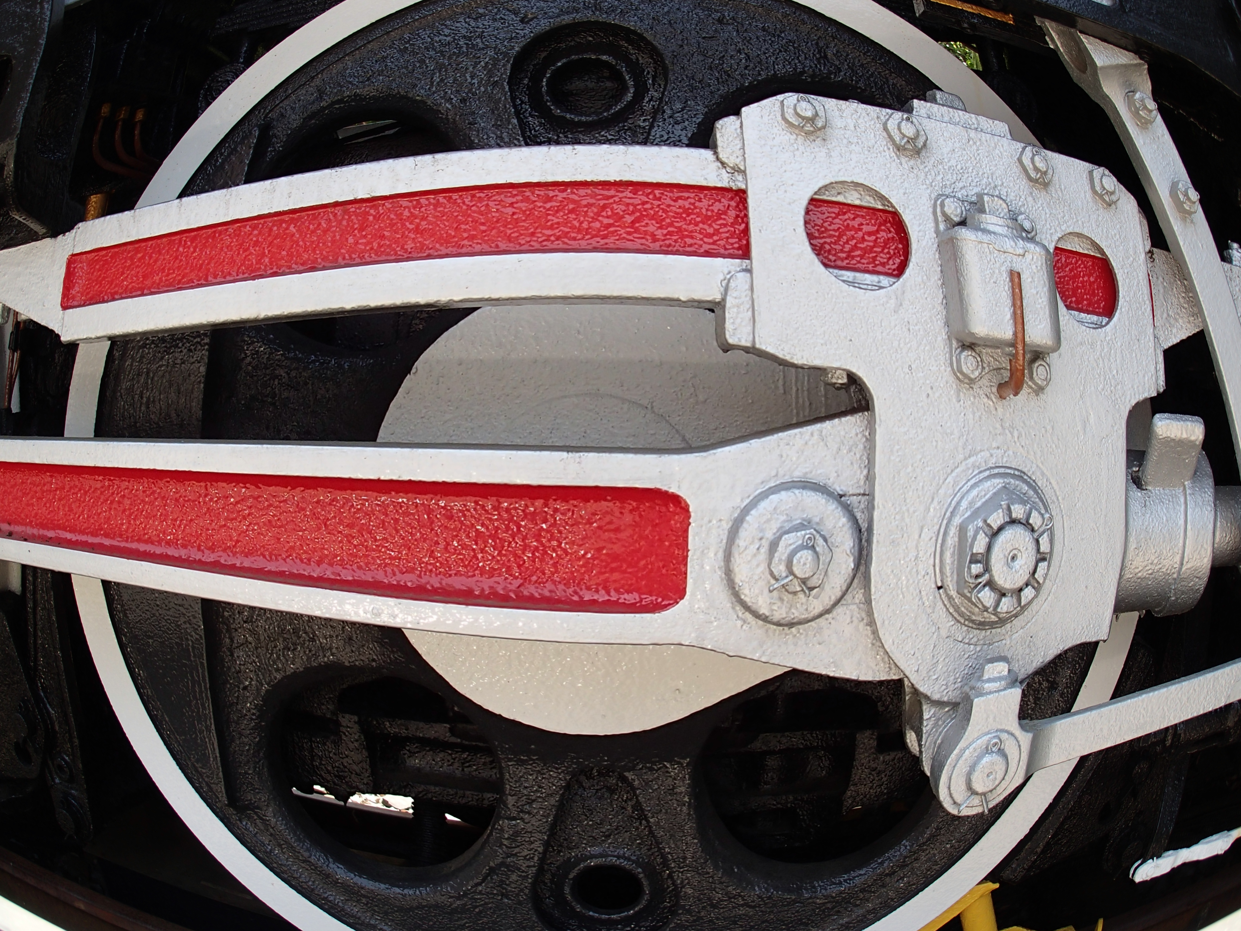 <b>マジックフィルター：フィッシュアイ / F2.8 / 1/250秒 / 0EV / ISO100 / WB:オート / 4.5mm（25mm相当）</b>