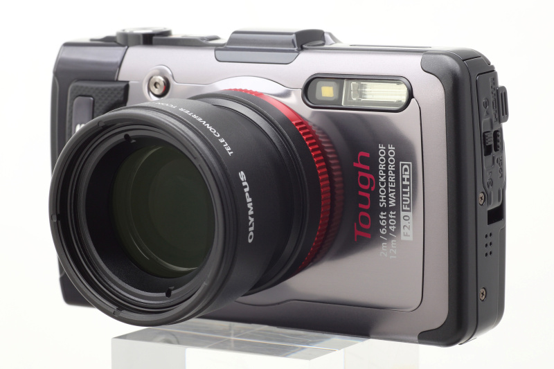 <b>テレコンバーター 「TCON-T01」を装着</b>