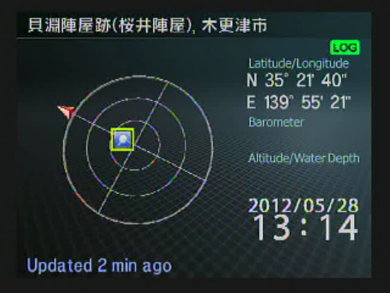 <b>TG-1が電源OFFの状態でも十字ボタンのinfoを押すことで電子コンパスを起動させられる。位置情報は最後に測位した場所のものを表示する</b>