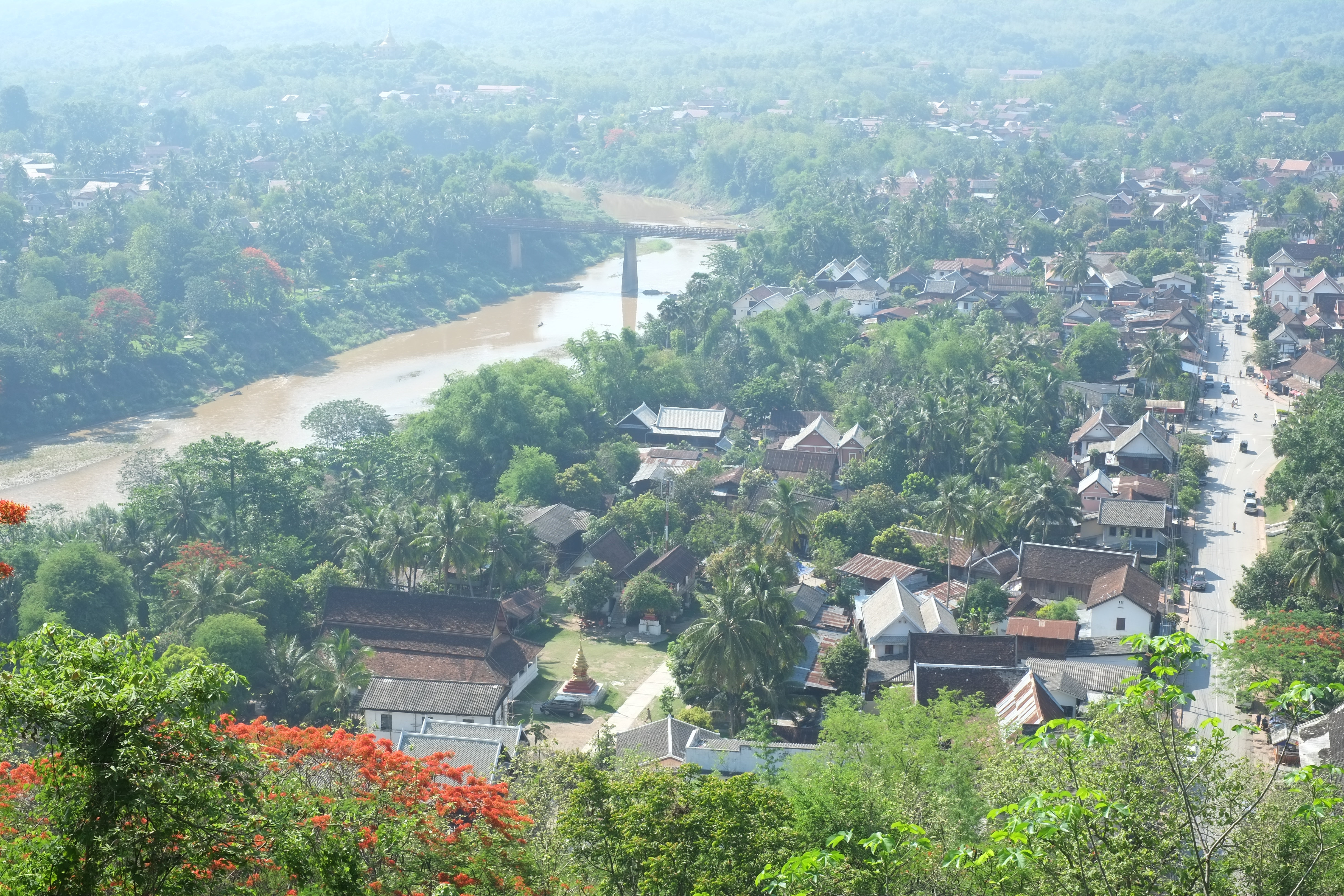 <b>FUJIFILM X-Pro1 / XF 35mm F1.4 R / 約7.1MB / 4,896×3,264 / 1/90秒 / F10 / +0.3EV / ISO200 / WB:オート / 35mm</b>