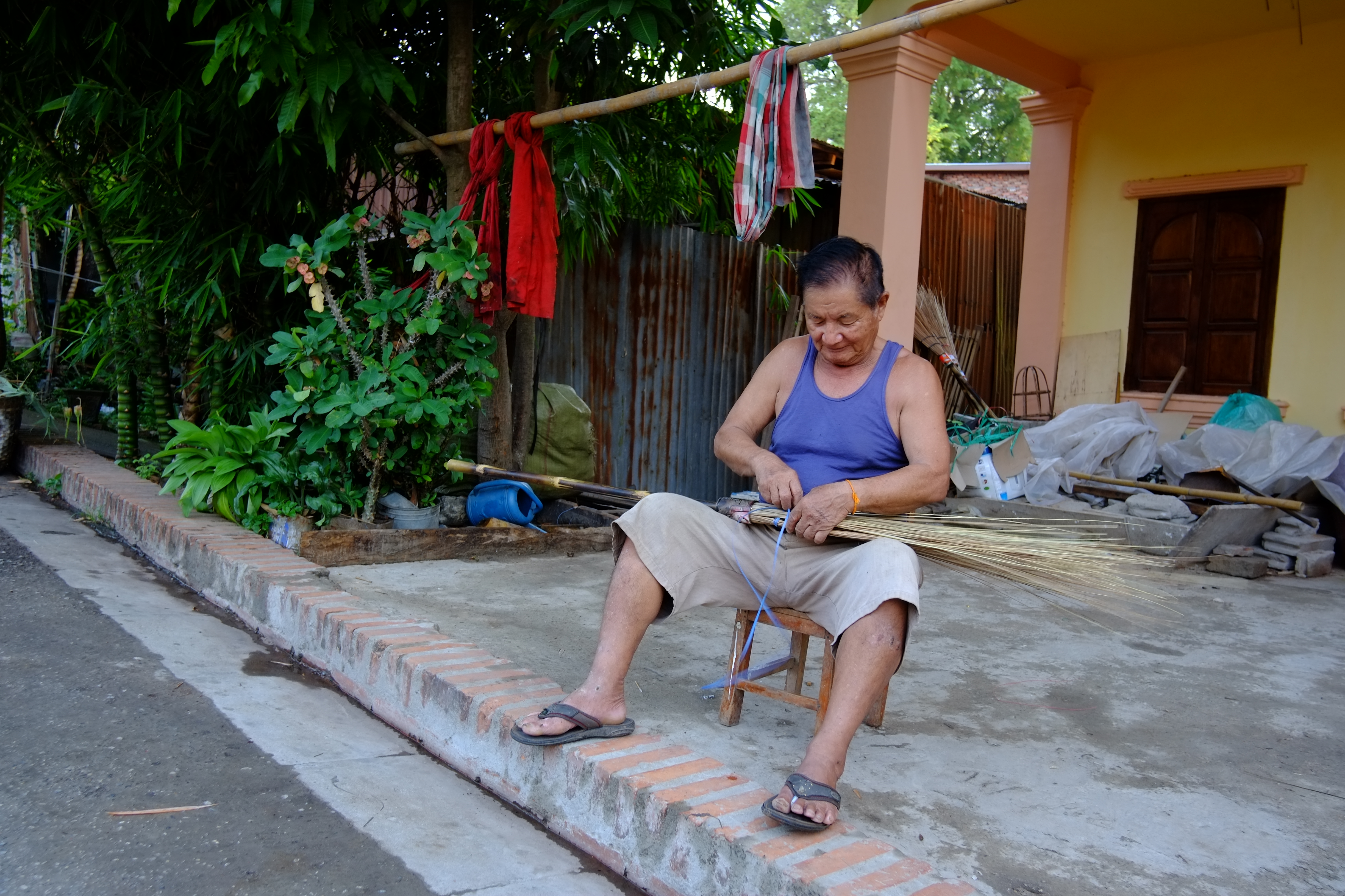 <b>FUJIFILM X-Pro1 / XF 18mm F2 R / 約4.9MB / 4,896×3,264 / 1/30秒 / F4 / -1.0EV / ISO200 / WB:晴天 / 18mm</b>