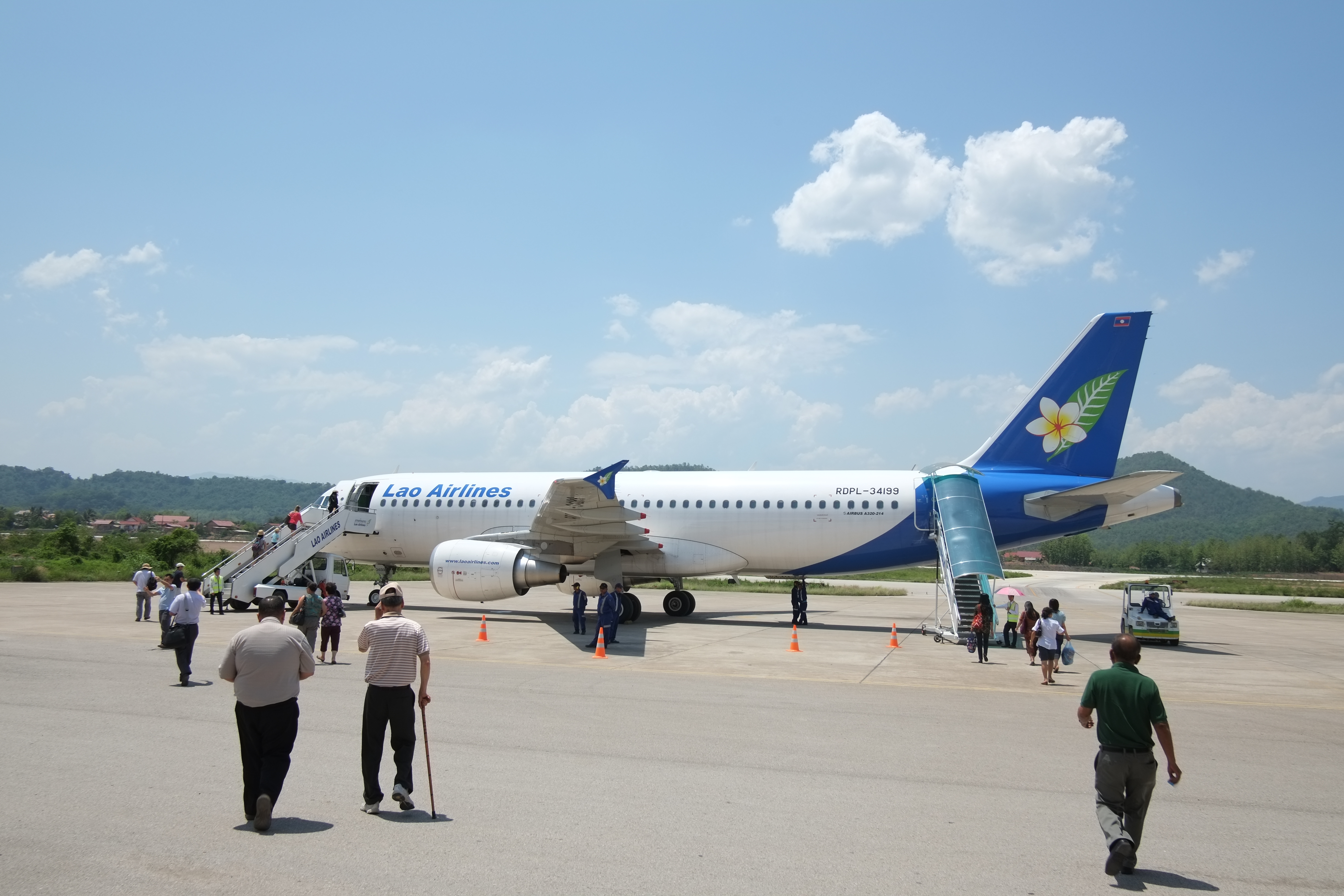 <b>FUJIFILM X-Pro1 / XF 18mm F2 R / 約3.7MB / 4,896×3,264 / 1/125秒 / F5.6 / +0.7EV / ISO200 / WB:晴天 / 18mm</b>