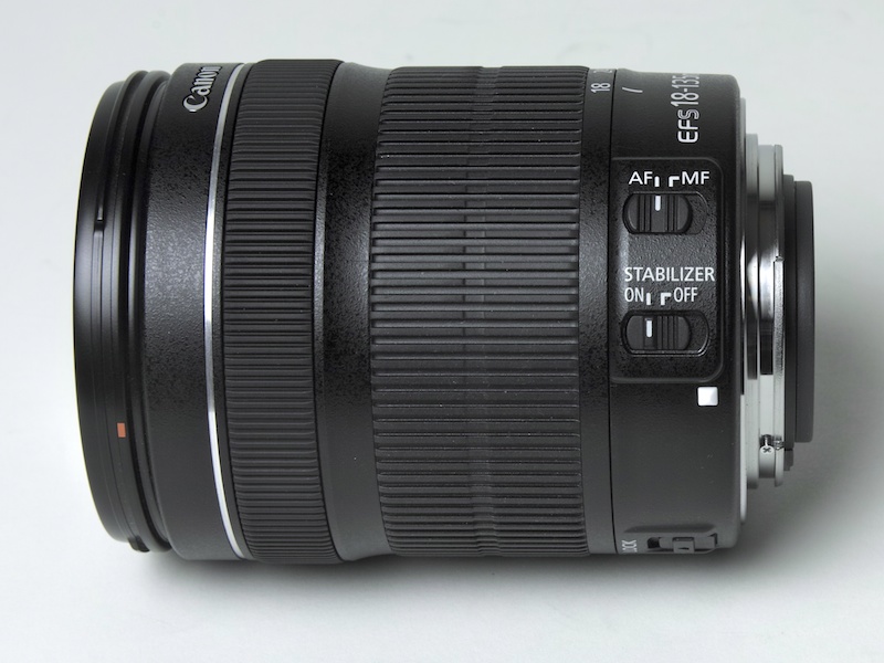 <b>EF-S 18-135mm F3.5-5.6 IS STM</b>