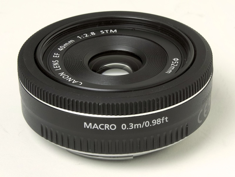 <b>EF 40mm F2.8 STM</b>