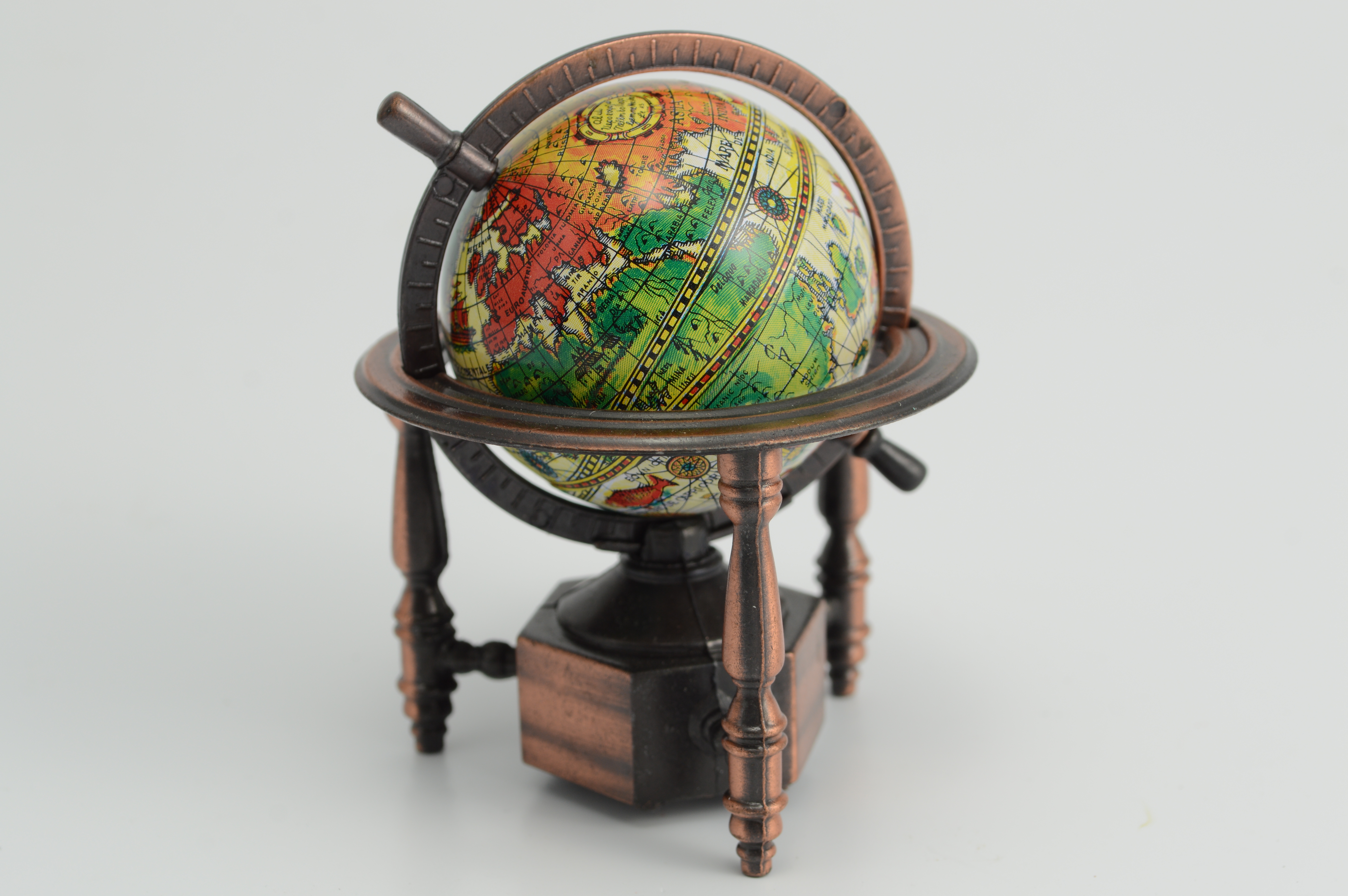 <b>ピクチャーコントロール:スタンダード / D3200 / AF-S DX NIKKOR 18-55mm F3.5-5.6 G VR / 約6.5MB / 6,016×4,000 / 1/4秒 / F8 / 0.0EV / ISO100 / WB:プリセットマニュアル / 55mm</b>