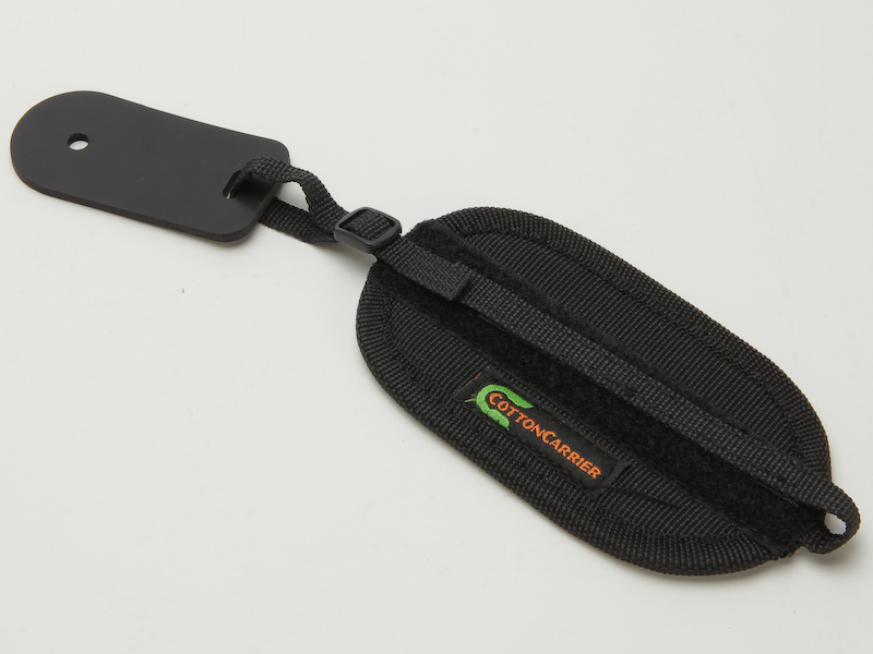 <b>こちらも付属のハンドストラップ</b>