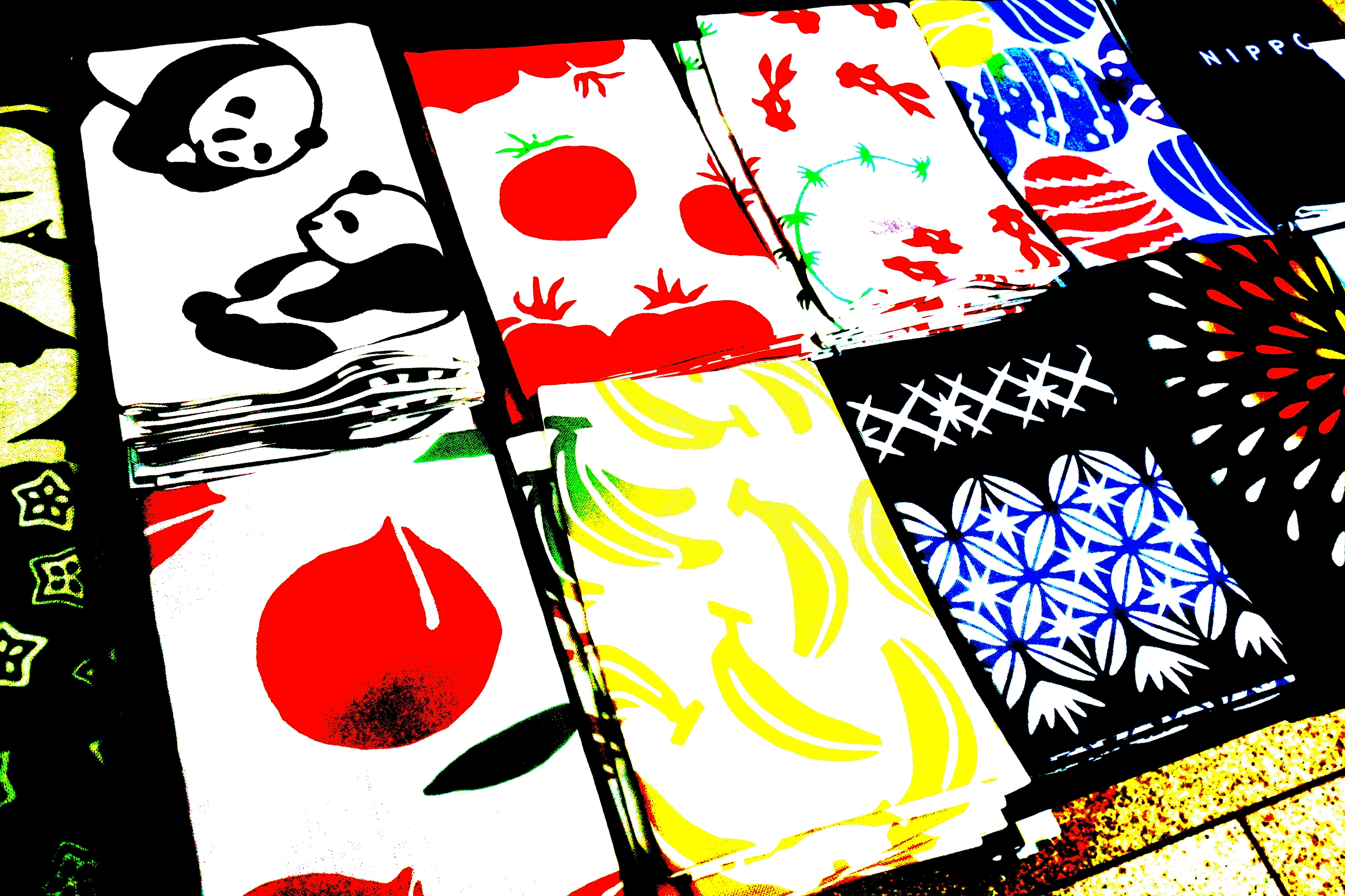 <b>ポスタリゼーション：カラー / DSC-RX100 / 約5.0MB / 5,472×3,648 / 1/80秒 / F5.6 / 0EV / ISO400 / 10.4mm</b>