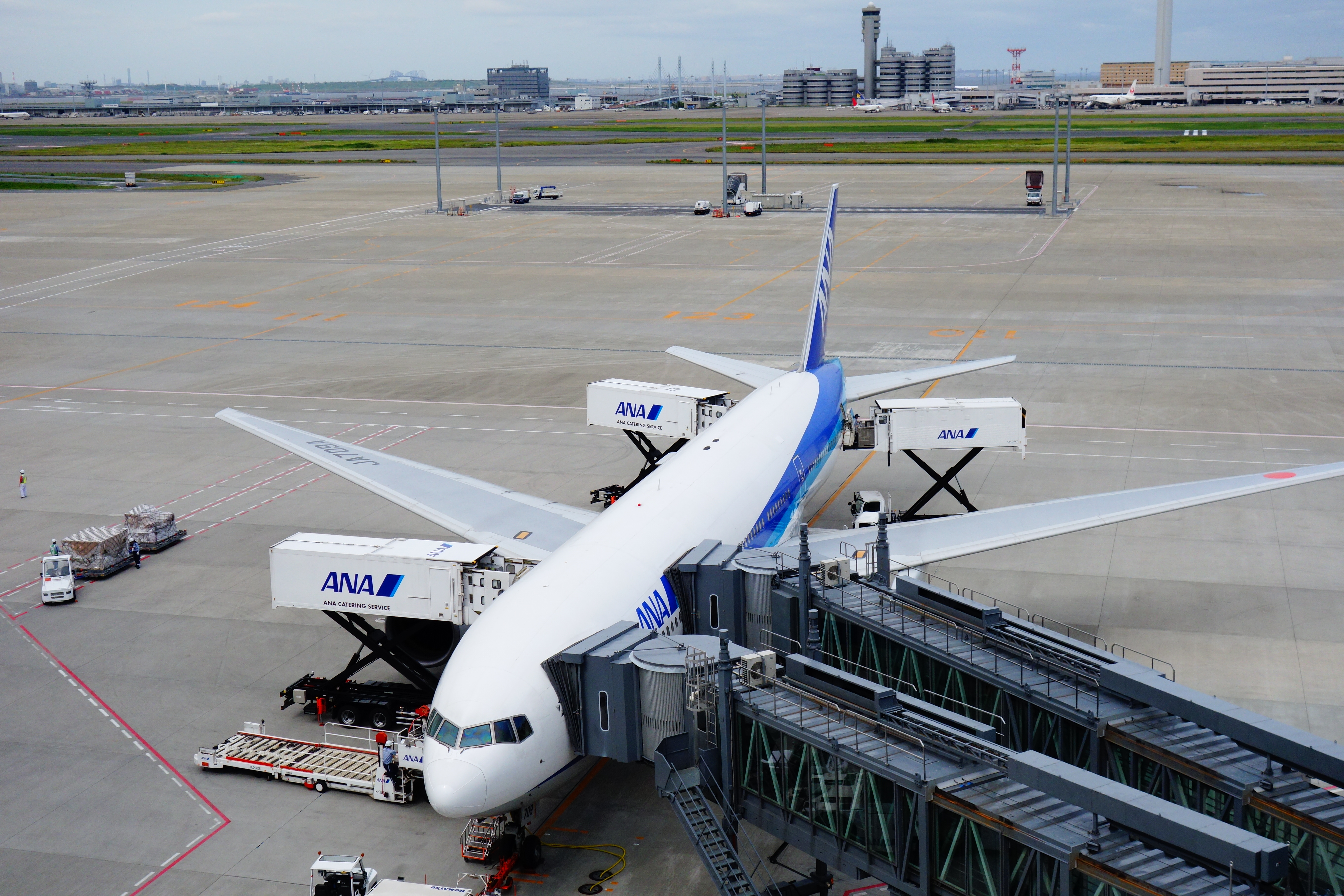 <b>ピクチャーエフェクト：ポップカラー / DSC-RX100 / 約6.4MB / 5,472×3,648 / 1/1,250秒 / F5.6 / 0EV / ISO200 / 17.6mm</b>