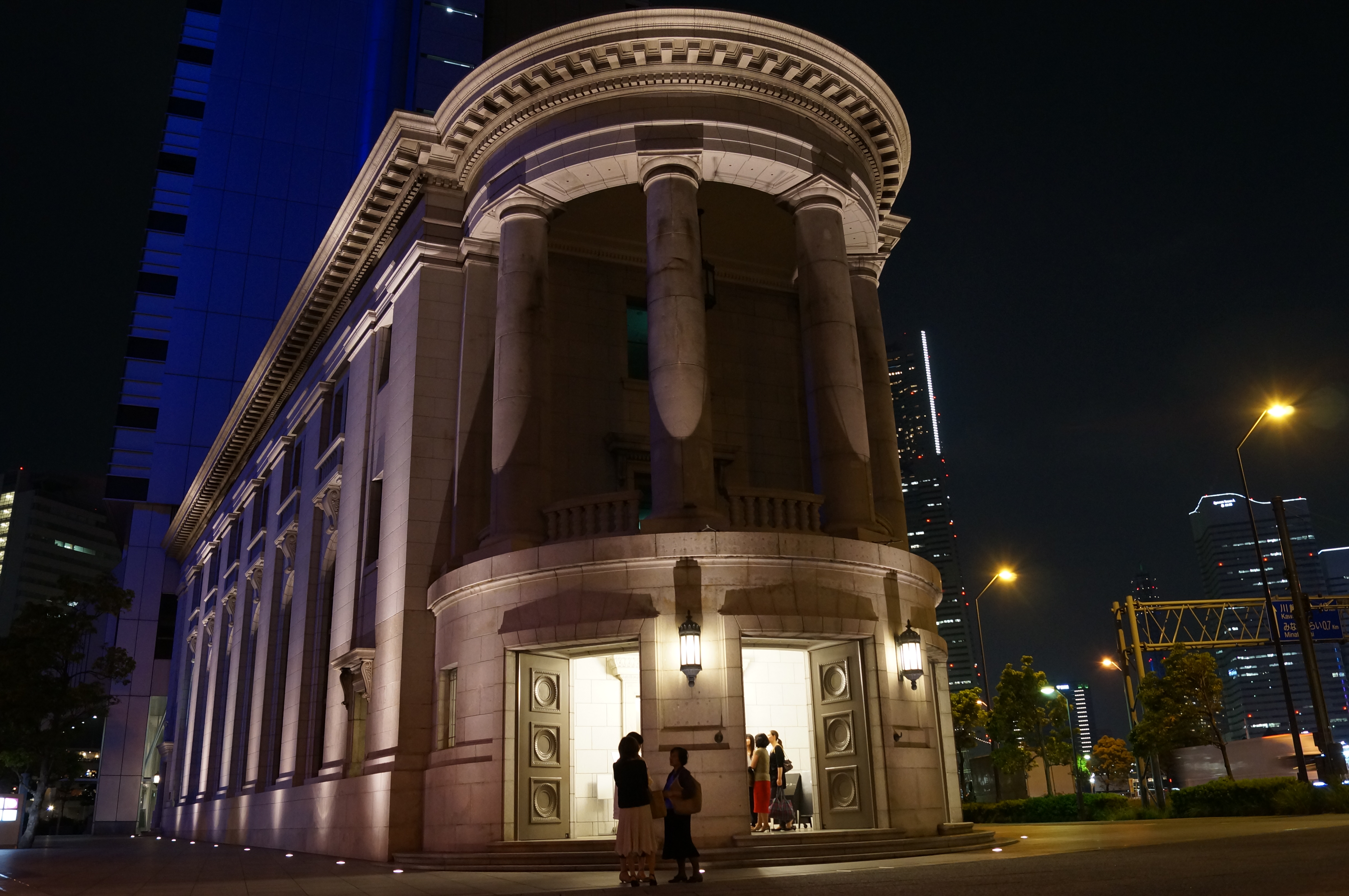 <b>ISO800 / α37 / DT 18-55mm F3.5-5.6 SAM / 約3.7MB / 4,912×3,264 / 1/5秒 / F5.6 / 0EV / 18mm</b>