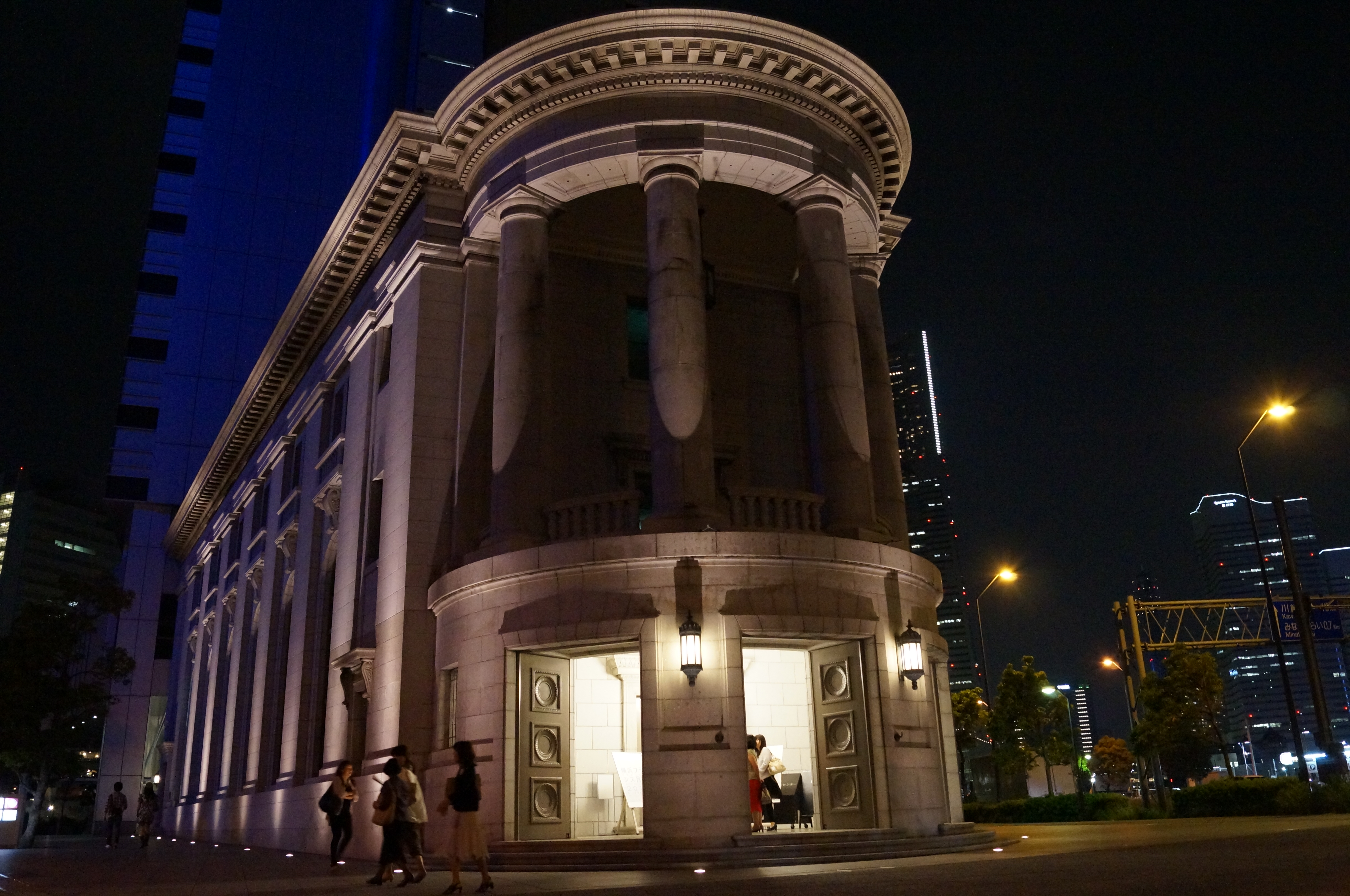 <b>ISO3200 / α37 / DT 18-55mm F3.5-5.6 SAM / 約4.2MB / 4,912×3,264 / 1/25秒 / F5.6 / 0EV / 18mm</b>