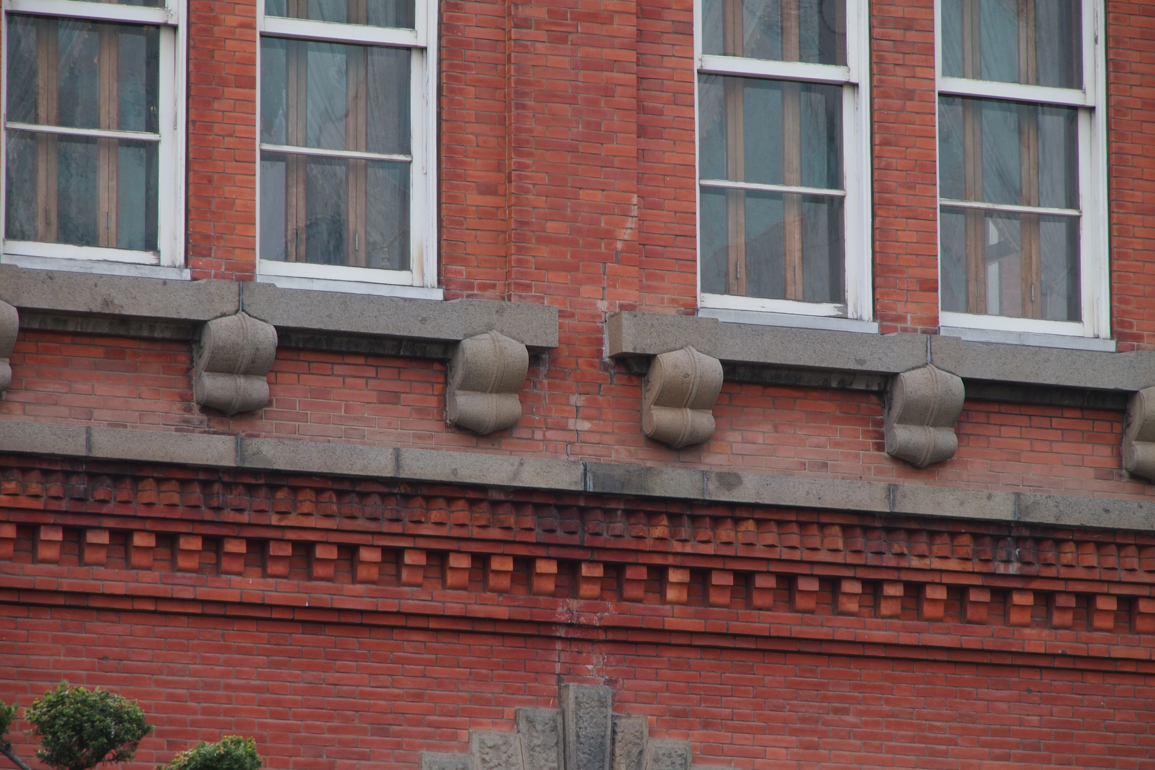 <b>E-P3 / M.ZUIKO DIGITAL ED 14-150mm F4-5.6 / 約6.7MB / 4,032×2,688 / 1/125秒 / F8 / -0.3EV / ISO200 / 絞り優先AE / WB：晴天 / 150mm</b>