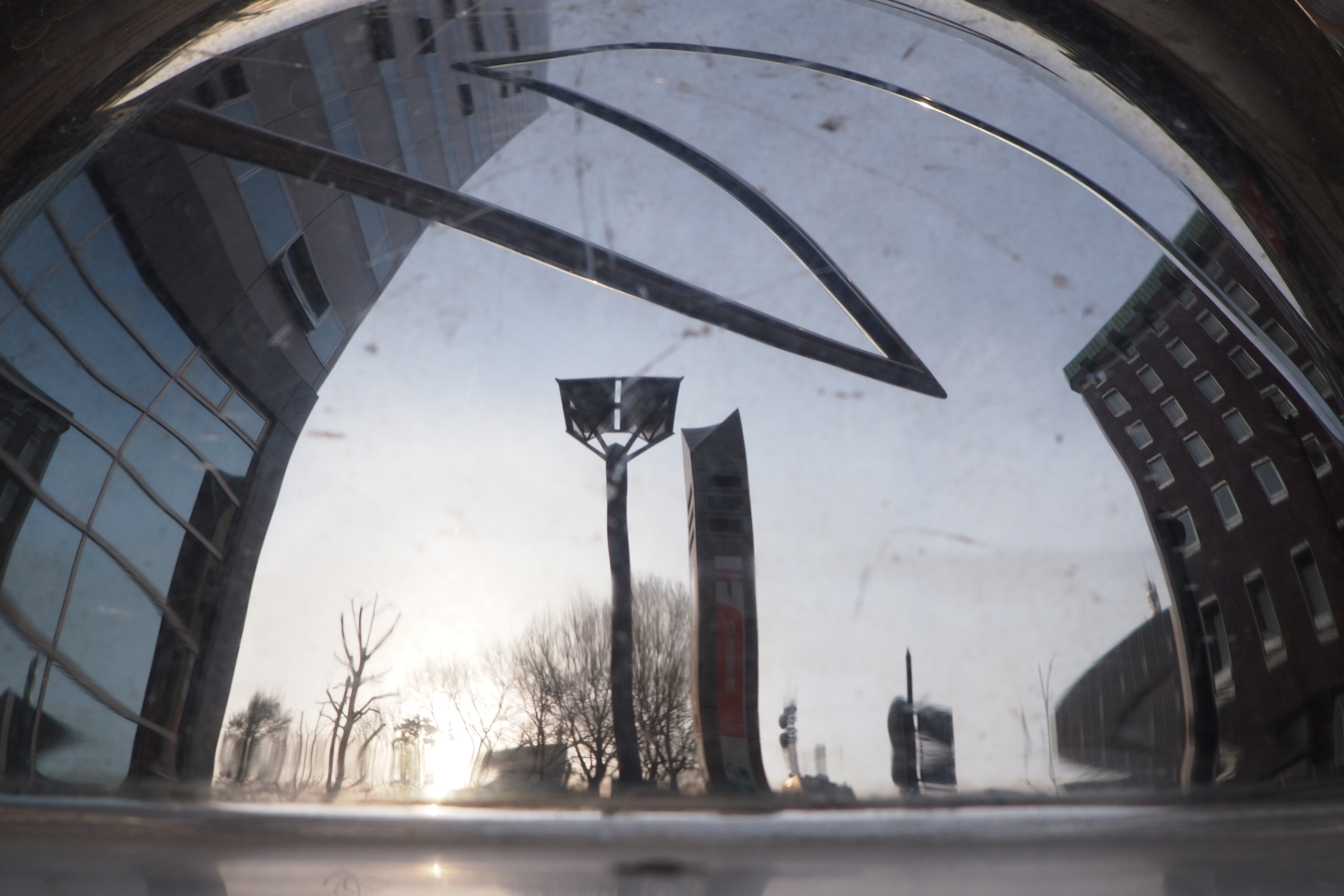 <b>E-P3 / M.ZUIKO DIGITAL ED 40-150mm F4-5.6 R / 約5.7MB / 4,032×2,688 / 1/200秒 / F9 / +1EV / ISO200 / プログラムAE / WB：晴天 / 150mm</b>