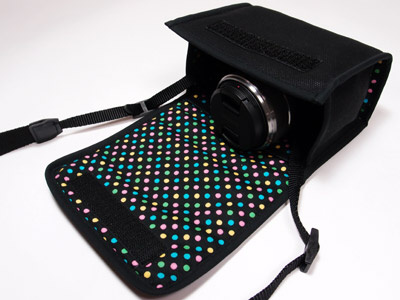 <b>ブラック・カラフルドットB</b>