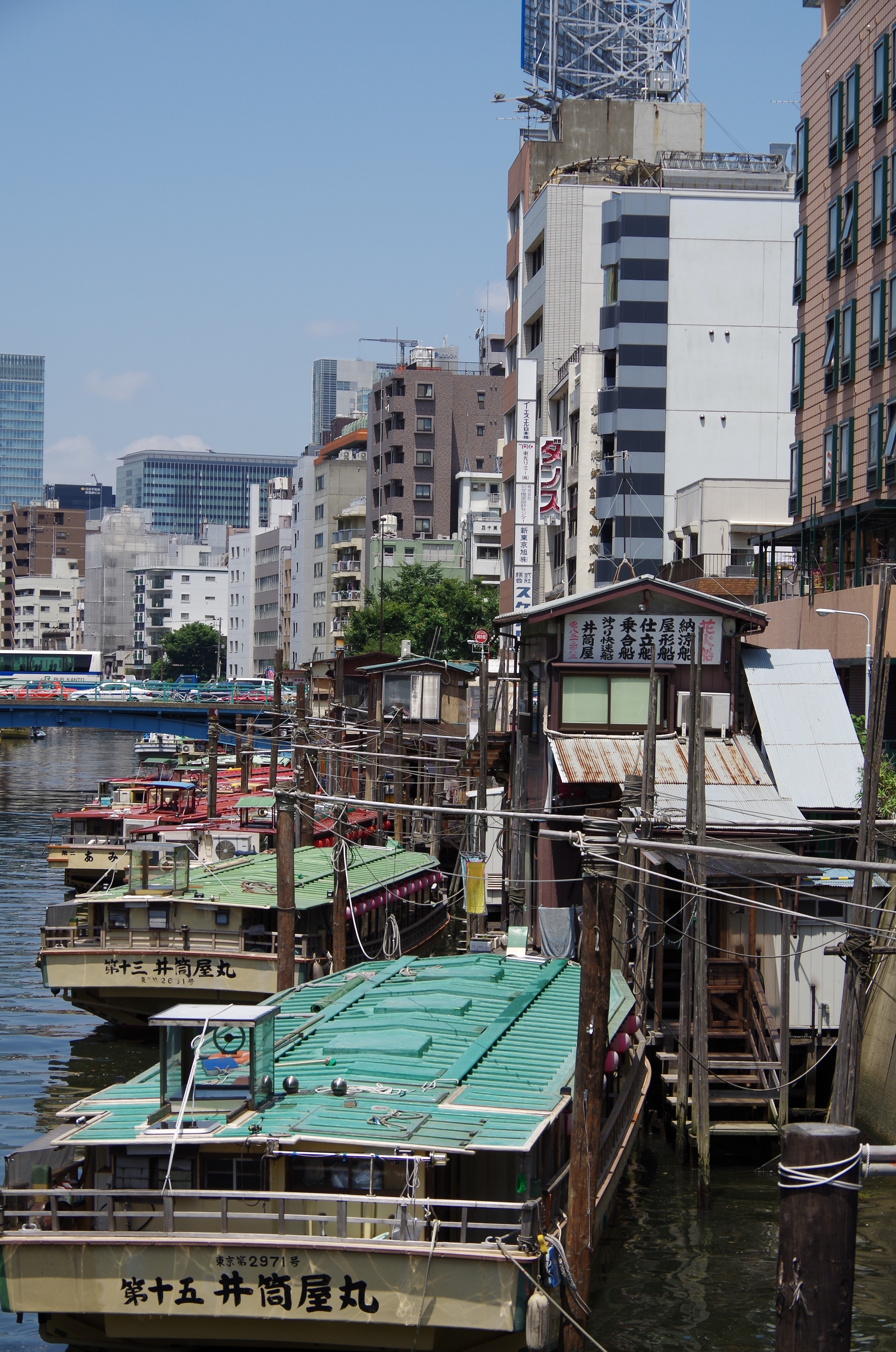 <b>K-30 / DA 18-135mm F3.5-5.6 ED AL（IF）DC WR / 約6.5MB / 3,264×4,928 / 1/250秒 / F8 / 0EV / ISO100 / 53mm</b>