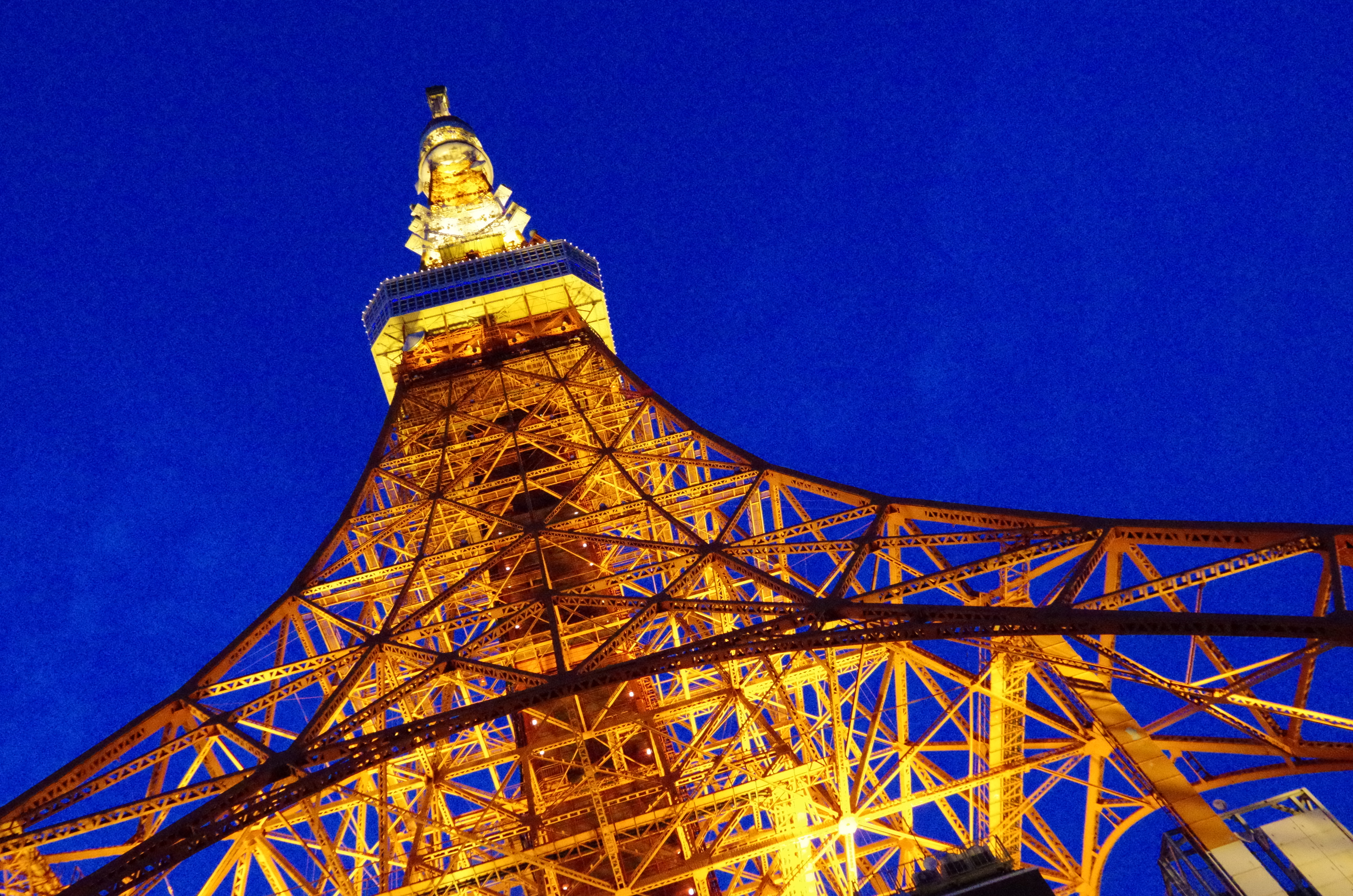 <b>NR：弱 / ISO12800 / K-30 / DA 18-135mm F3.5-5.6 ED AL（IF）DC WR / 約6.8MB / 4,928×3,264 / 1/160秒 / F8 / 0EV / 18mm</b>