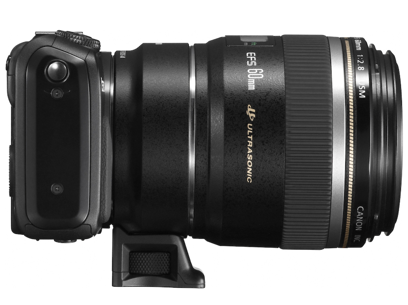 <b>EF-S 60mm F2.8 Macro USMの装着例</b>
