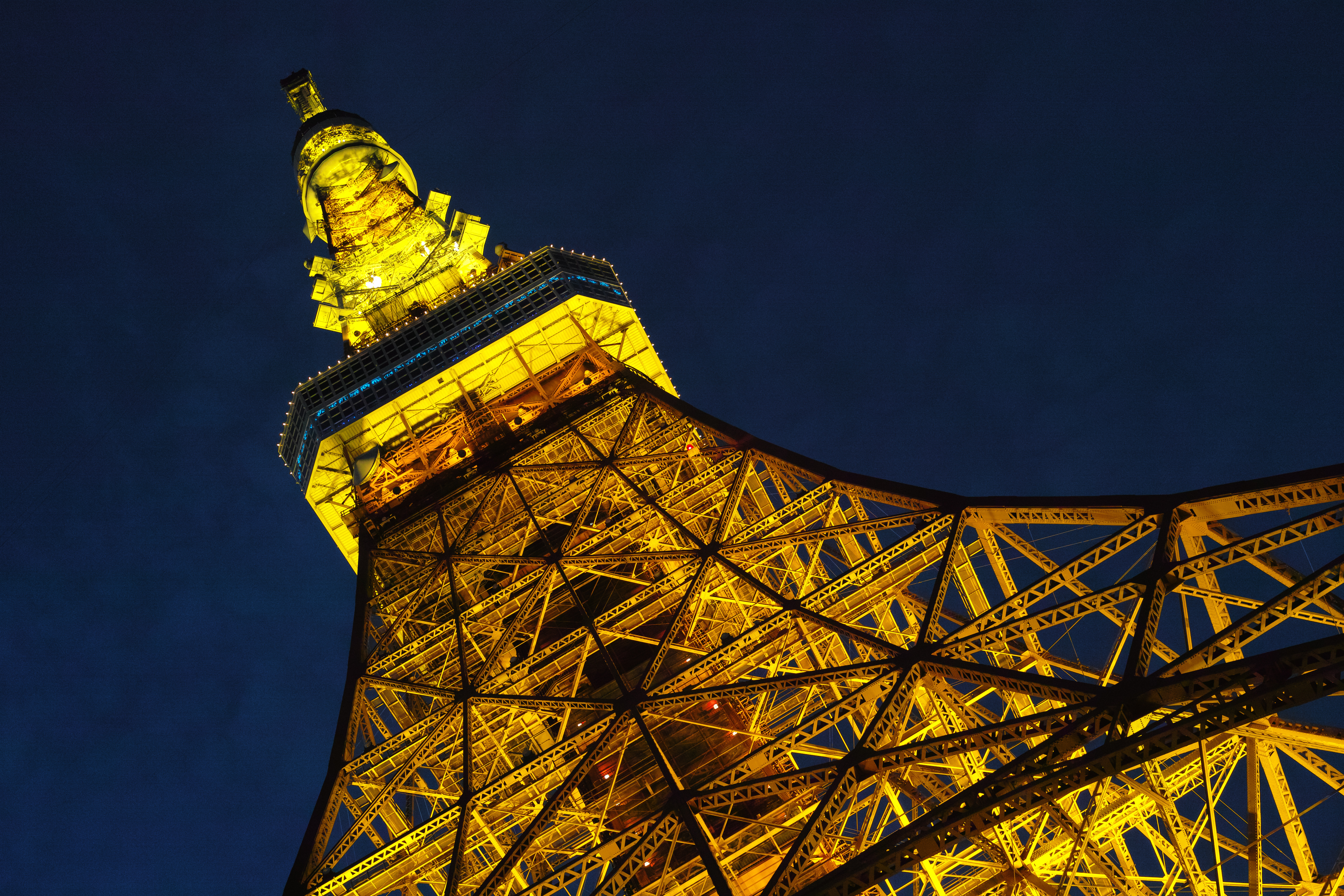 <b>DP2 Merrill / RAWからJPEGに現像 / 約7.2MB / 4,704×3,136 / 1/10秒 / F8 / 0.0EV / ISO800 / WB:オート</b>