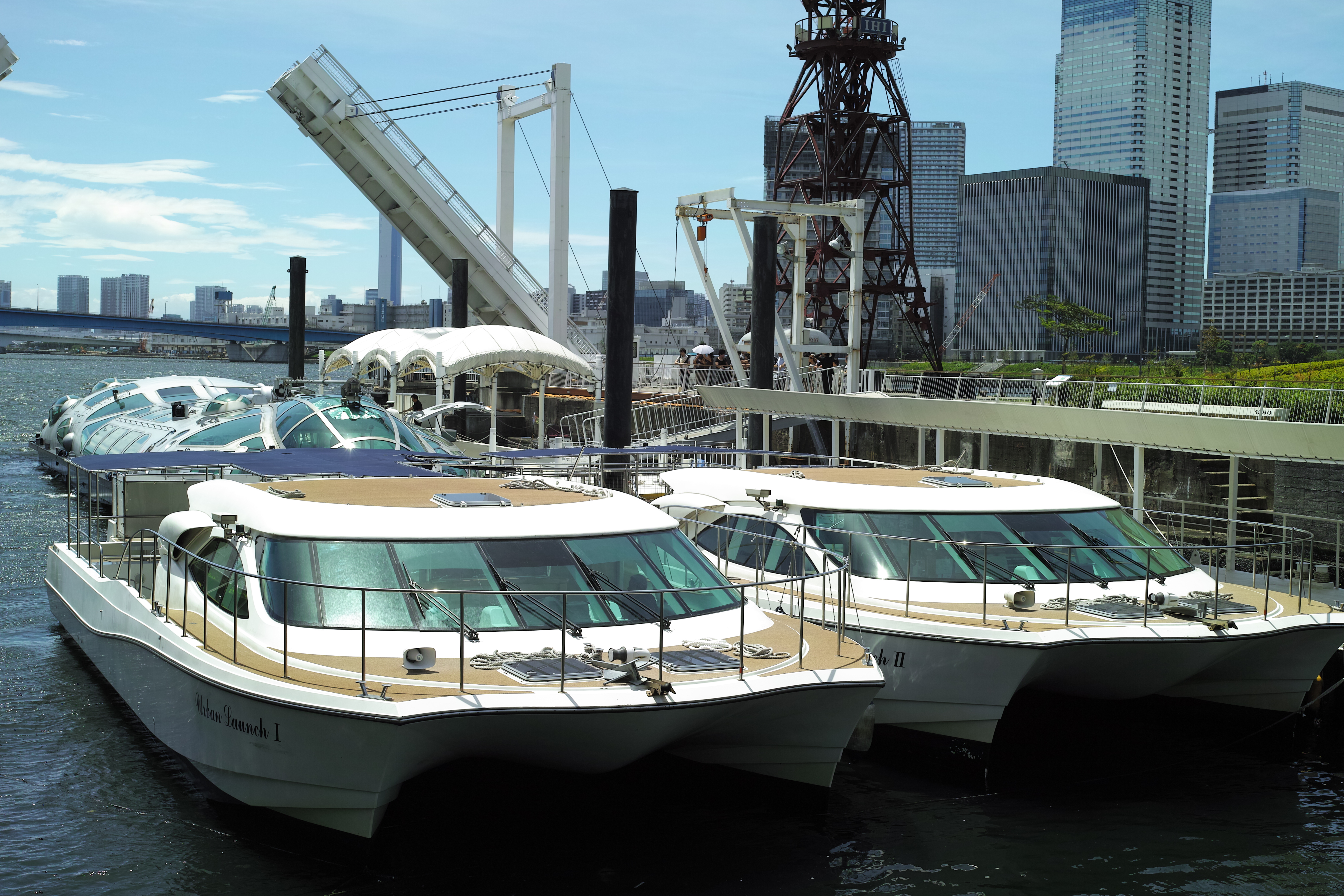 <b>DP2 Merrill / JPEG / 約9.3MB / 4,704×3,136 / 1/640秒 / F5.6 / 0.0EV / ISO100 / WB:オート</b>