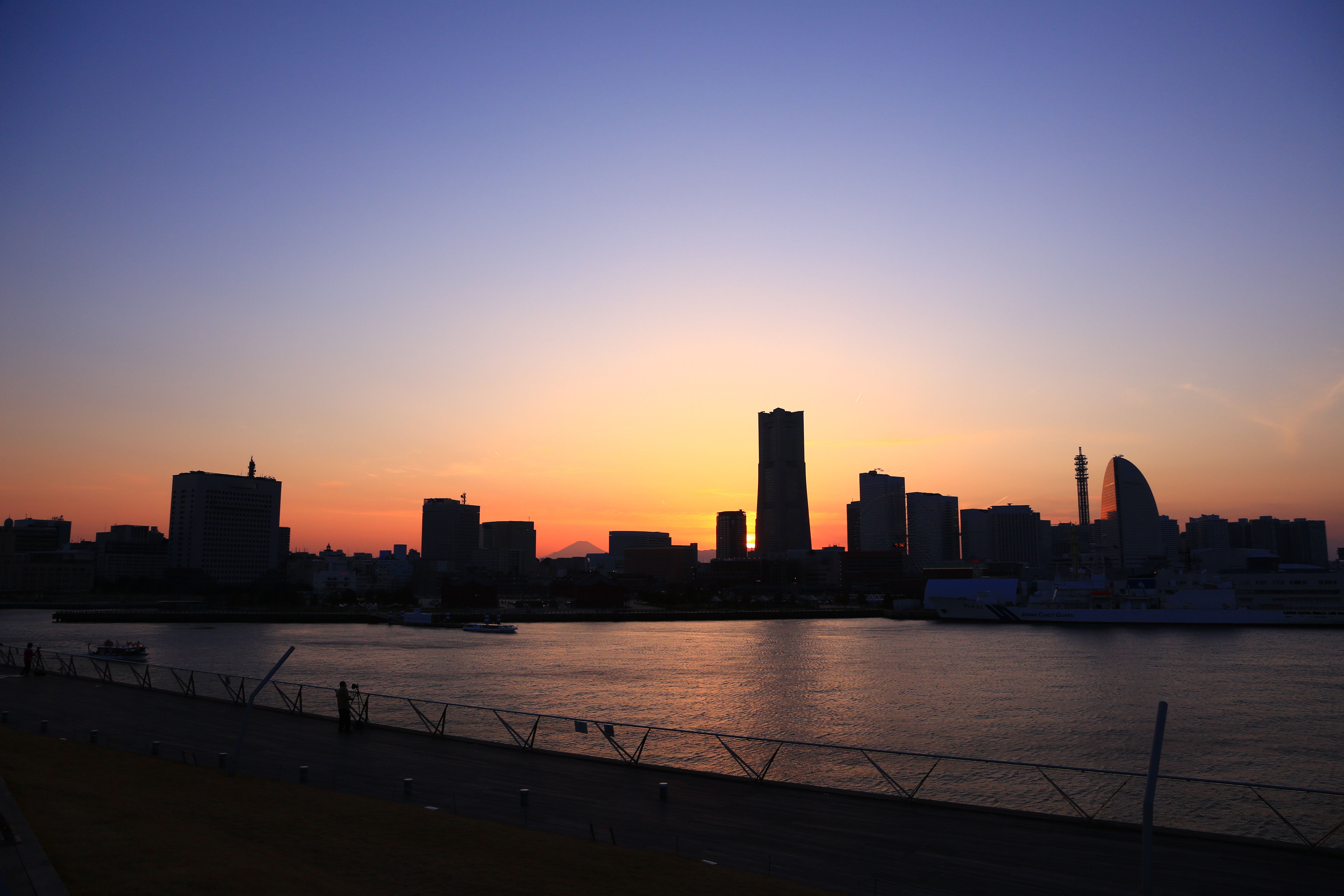 <b>EOS 5D Mark III / EF 24-105mm F4 L IS USM / 約5.2MB / 5,760×3,840 / 1/200秒 / F8 / 0EV / ISO200 / 絞り優先AE / WB：曇り / 24mm</b>