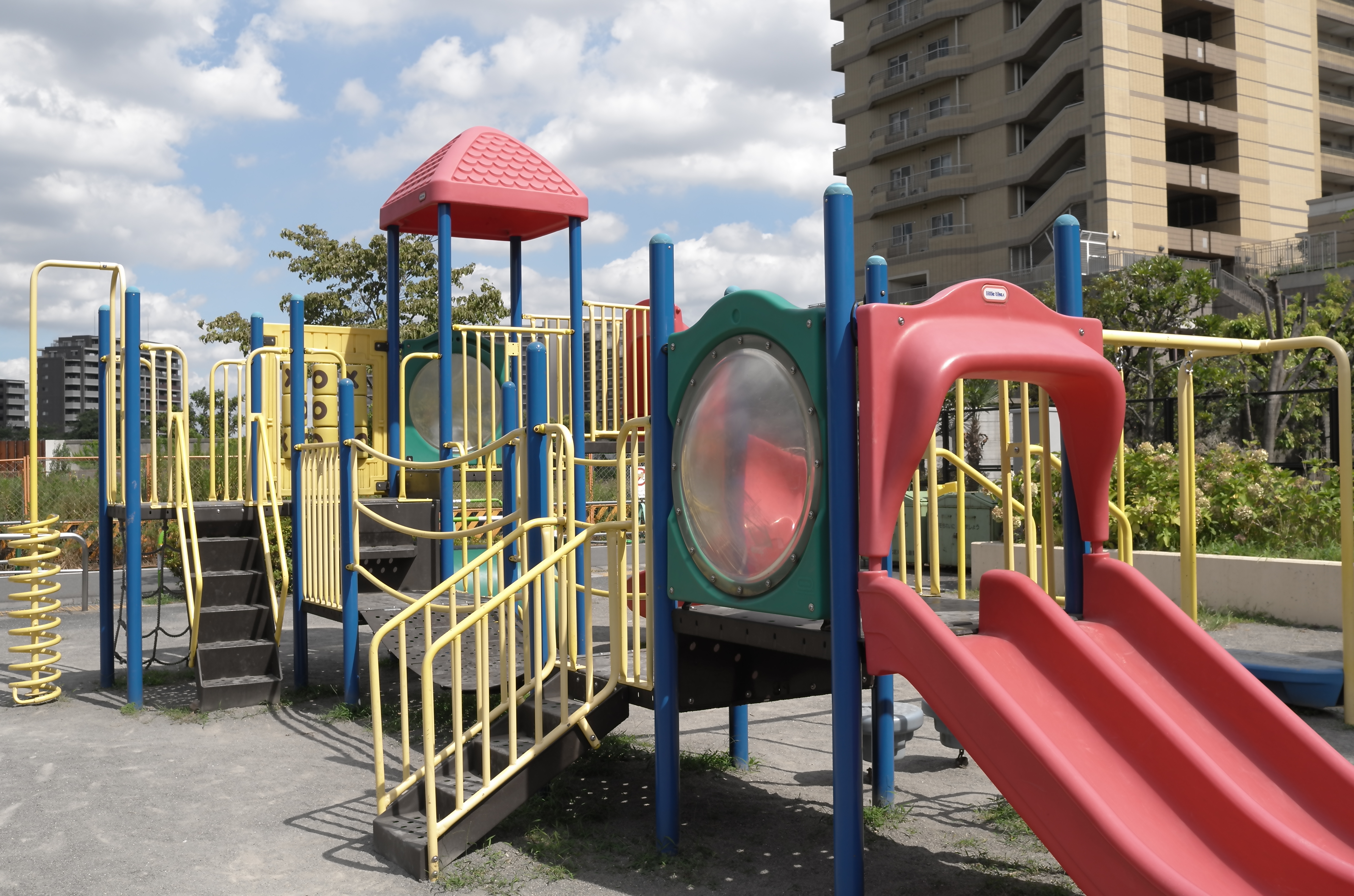 <b>Natural / X2 / 約6.2MB / 4,928×3,264 / 1/320秒 / F8 / 0EV / ISO100 / 絞り優先AE / WB：オート / 24mm</b>