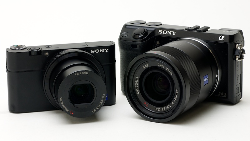 <b>左からDSC-RX100とNEX-7（レンズはSonnar T* E 24mm F1.8 ZA）</b>