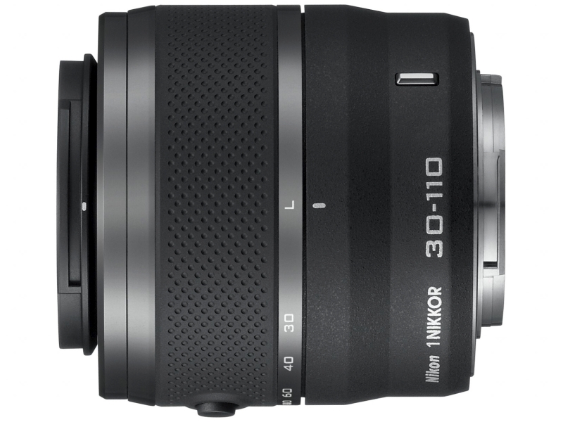 <b>ダブルズームキットに含まれる1 NIKKOR VR 30-110mm F3.8-5.6</b>