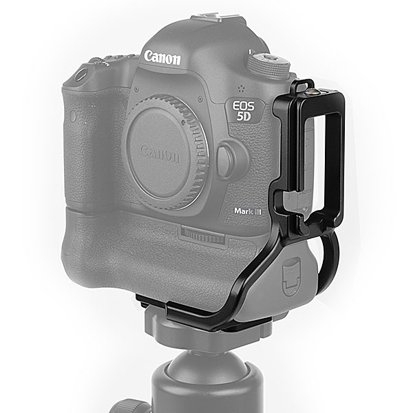 <b>EOS-5D Mark III＋BG-E11専用L-ブラケット</b>