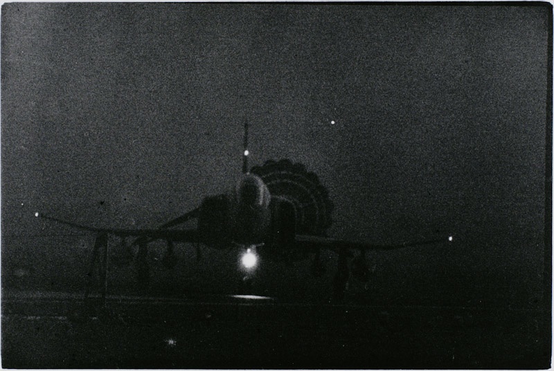 <b>シリーズ「BASE」より　(c) Tamura Akihide</b>