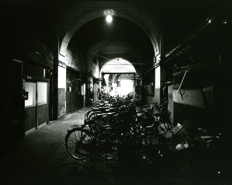 <b>シリーズ「赤陽」より　(c) Tamura Akihide</b>