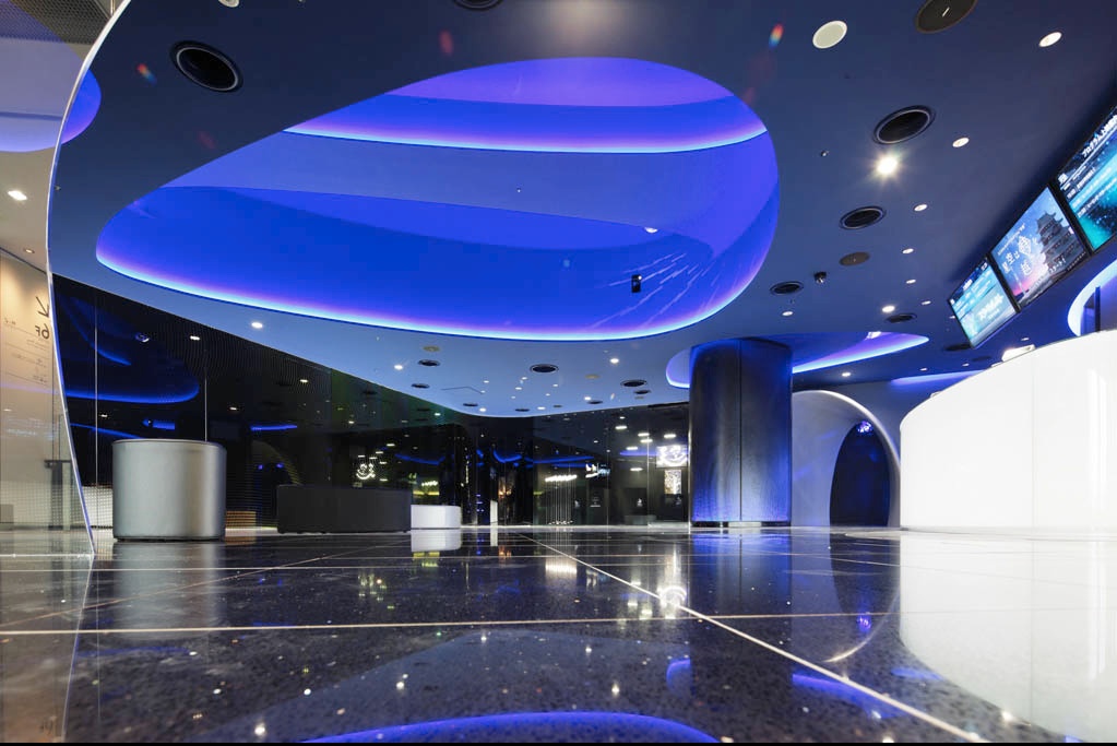 <b>(c) Atsushi Nakamichi</b>