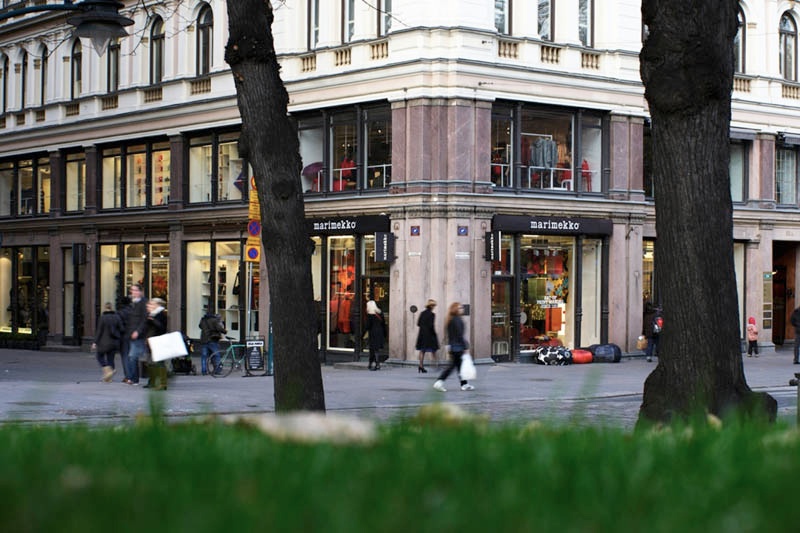 <b>(c) Atsushi Nakamichi</b>