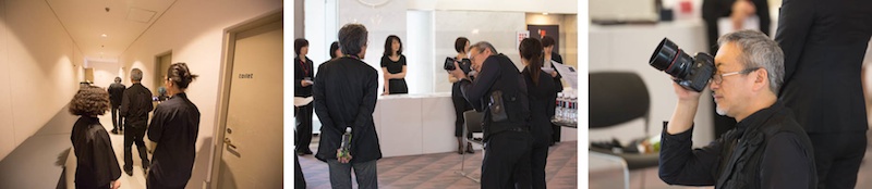 <b>雑誌「遊」の工作舎や編集工学研究所で知られる、編集者で作家の松岡正剛さん主宰の「連塾」という10年間続いてきた大きなトーク・ライブ・イベントの最終回のリハーサル。青山スパイラルホールにて。毎回、各界のさまざまなゲストを迎えて松岡さんと語るというイベントで、今回はYohji YamamotoやY'sのブランドで世界的に知られるファッション・デザイナーの山本耀司さんと、いろんな歴史上の人物になるセルフ・ポートレートのシリーズ等で有名な現代美術アーティストの森村泰昌さんを迎えてのコーナーライブもありで、トータルは数時間におよぶ長いステージだった。初回から今回まで、ずっと中道さんたちナカサ＆パートナーズで撮影を担当してきているものだ。遠くから600mmの超望遠レンズやステージ近くからワイドなど数名のスタッフとともに、中道さんが中心になって撮影がされていた。松岡正剛さんの本は高校生の頃から読ませてもらっていたし、山本耀司さんの洋服は無理して購入して昔から何着も持っているし、森村さん作品は本当にスゴイと思っているし、とにかく大ファンなので中道さんの取材で行っているのにすごく緊張してしまった（笑）</b>