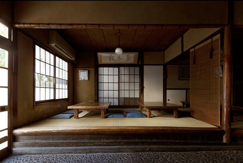 <b>(c) Atsushi Nakamichi</b>