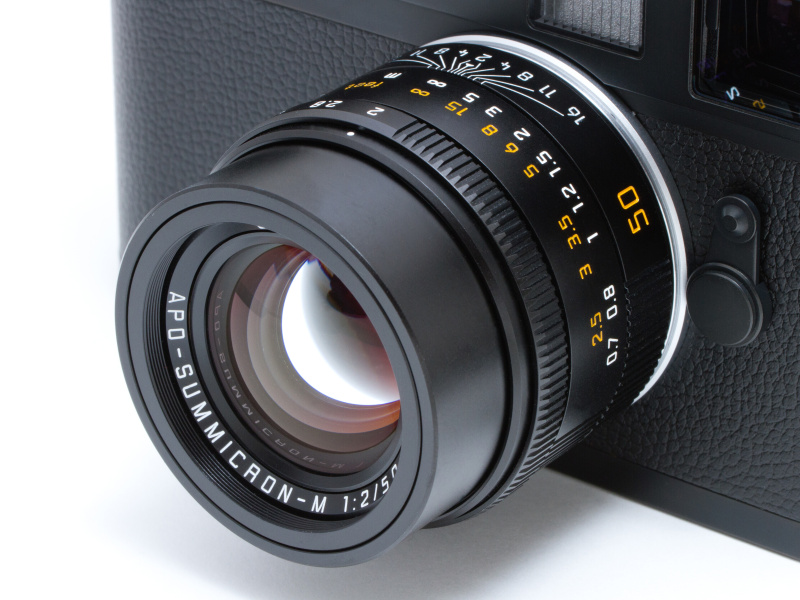 <b>アポクロマートレンズや非球面レンズなど特殊ガラスを使い、硝材の選択から製造にまでこだわり抜いたライカ アポ・ズミクロンM f2.0/50mm ASPH.。最高性能を誇る50mmレンズだ。ここではライカMモノクロームで使用しているが、もちろんカラーでも色収差を抑えて再現性に優れた描写力を発揮する。</b>