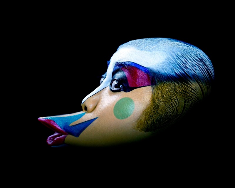 <b>KAOS　(c) 山岸伸</b>