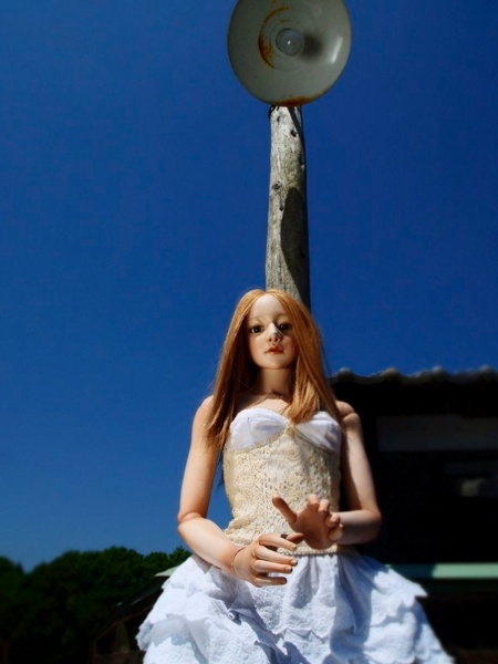 <b>球体関節人形　(c) 山岸伸</b>