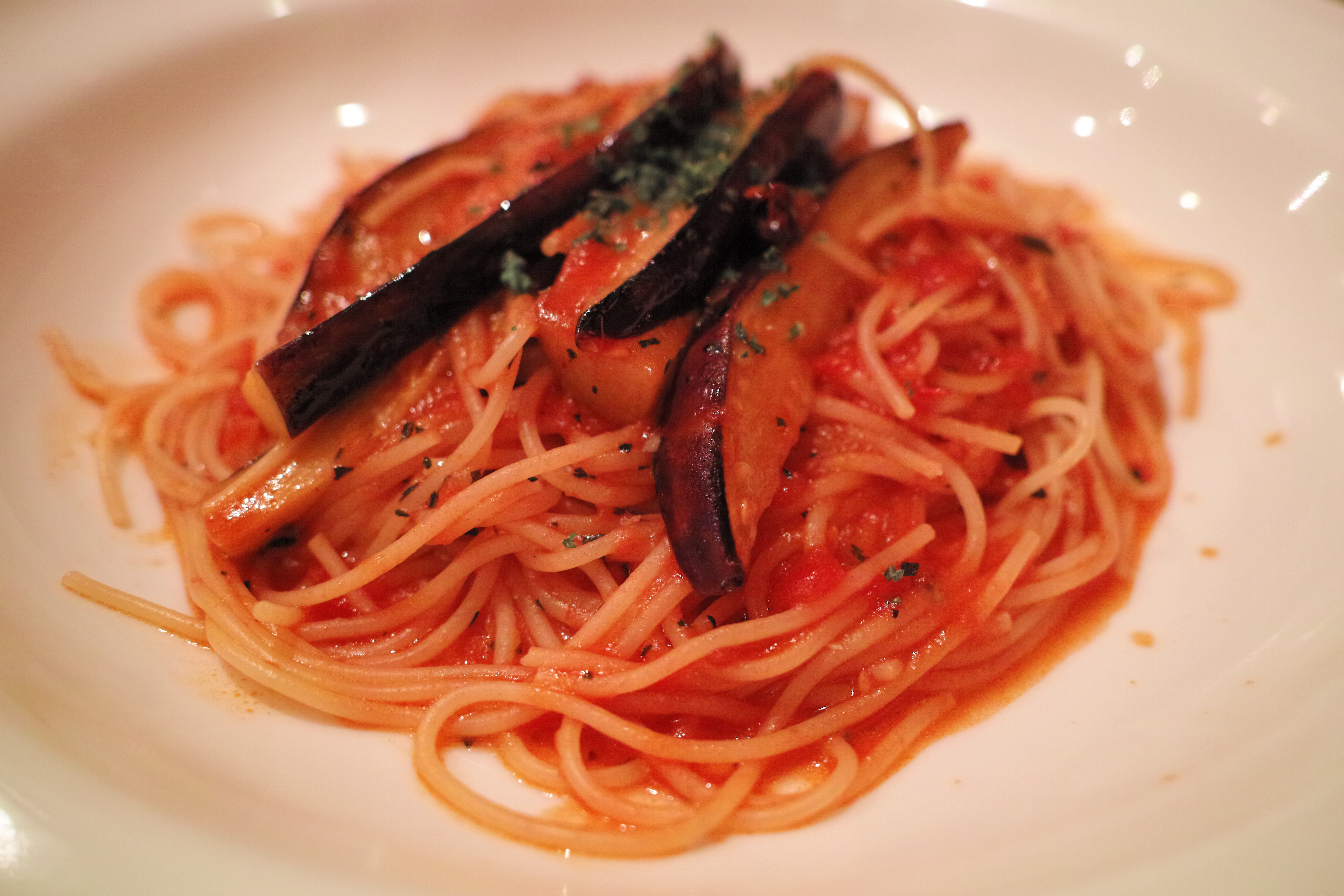 <b>DP1 Merrill / 約6.9MB / 4,704x3,136 / 1/30秒 / F2.8 / +0.7EV / ISO400 / WB:オート</b>