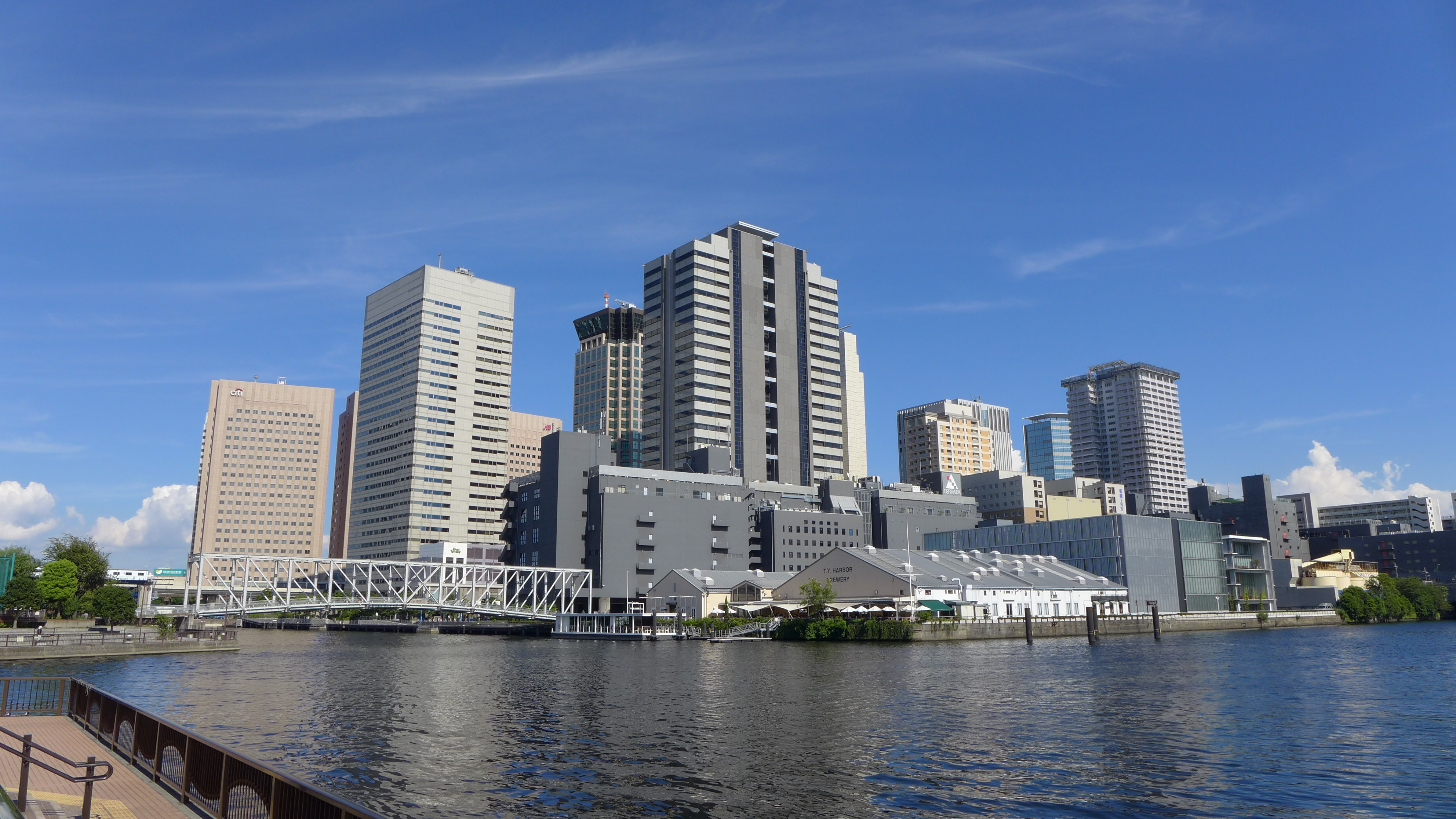 <b>DMC-LX7 / 約3.9MB / 3,968×2,232 / 1/1,000秒 / F4 / 0.0EV / ISO80 / WB:オート / 4.7mm</b>