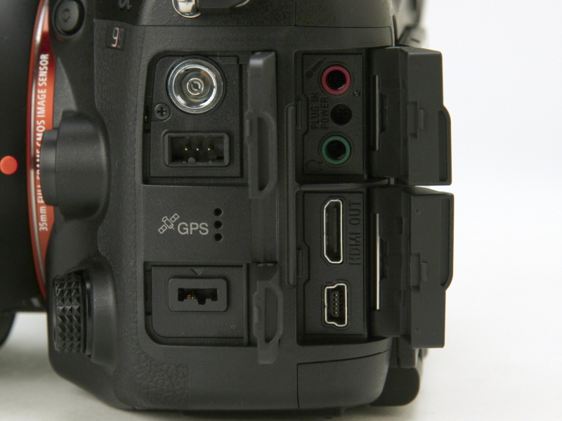 <b>側面端子部</b>